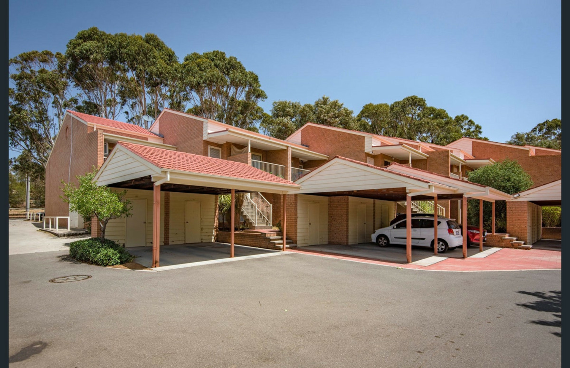 42/12 Albermarle Place, PHILLIP