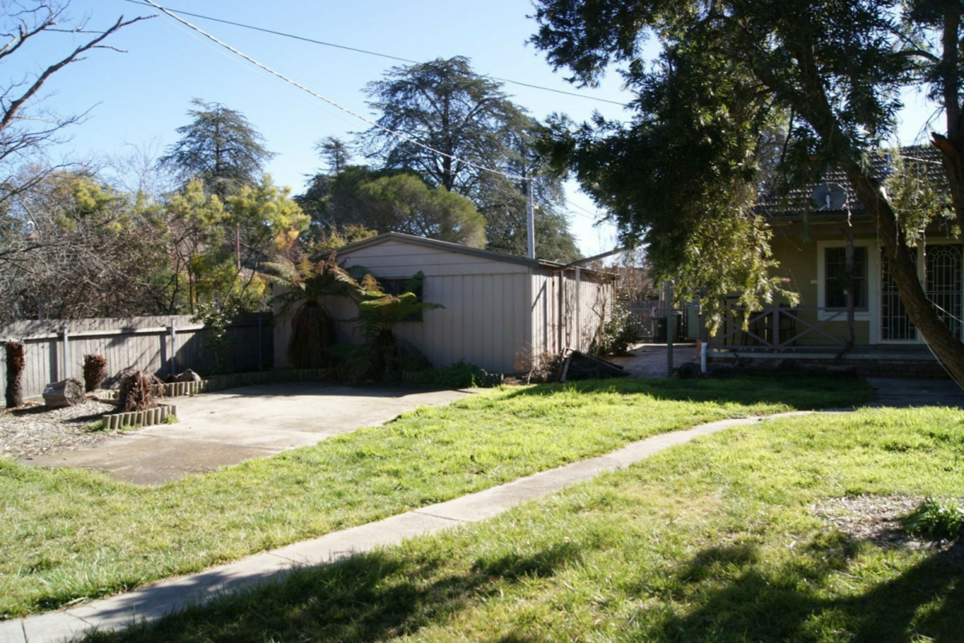 16 Cox Street, AINSLIE