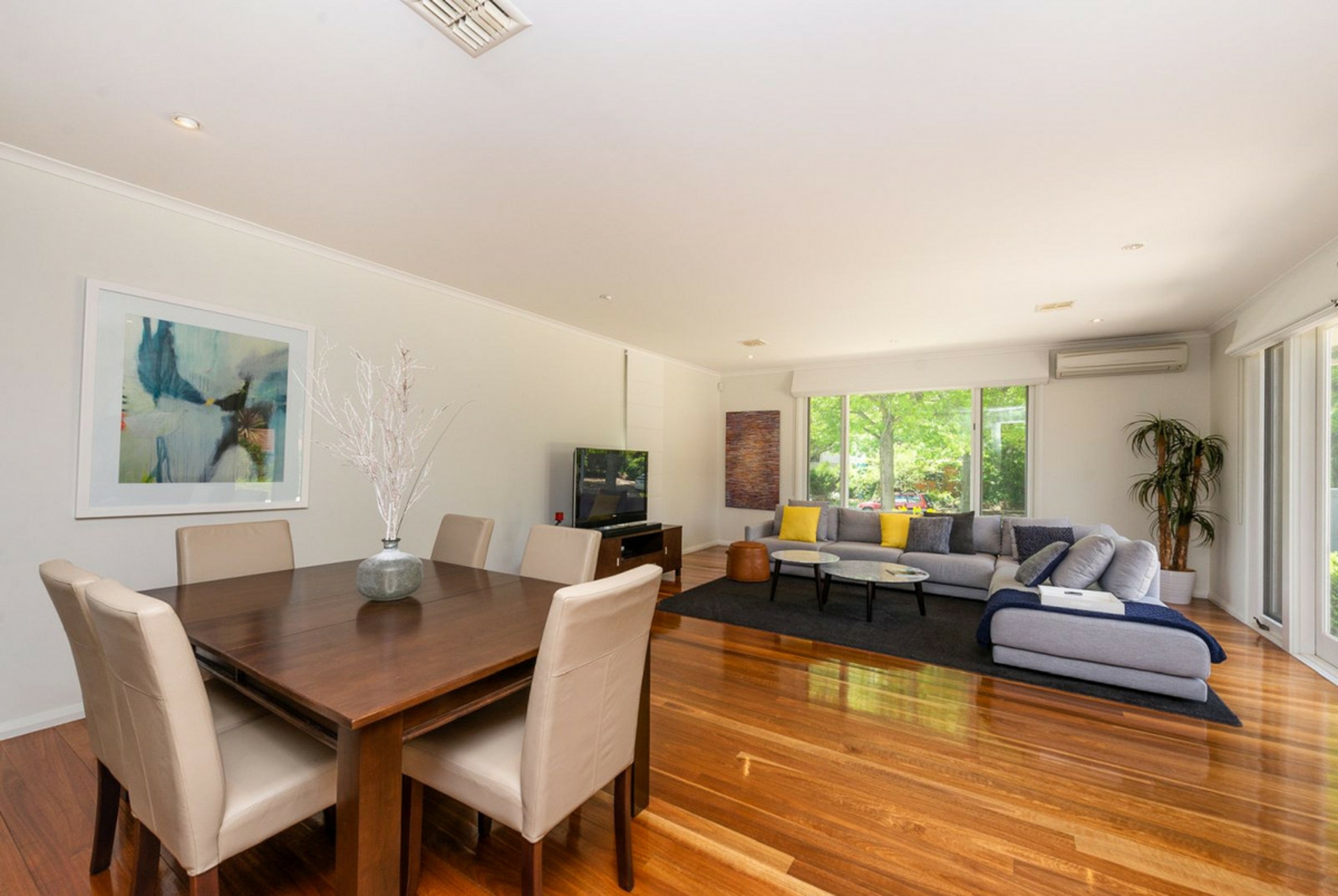 52 Schlich Street, YARRALUMLA