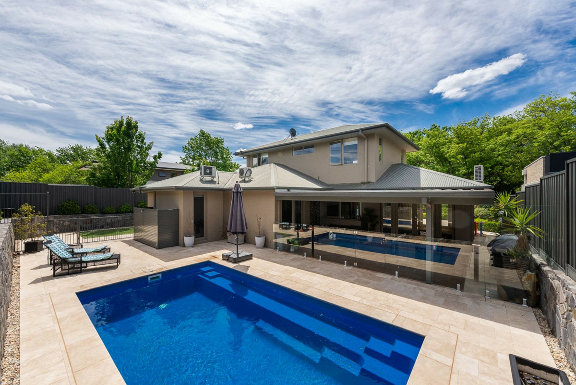 52 Schlich Street, YARRALUMLA