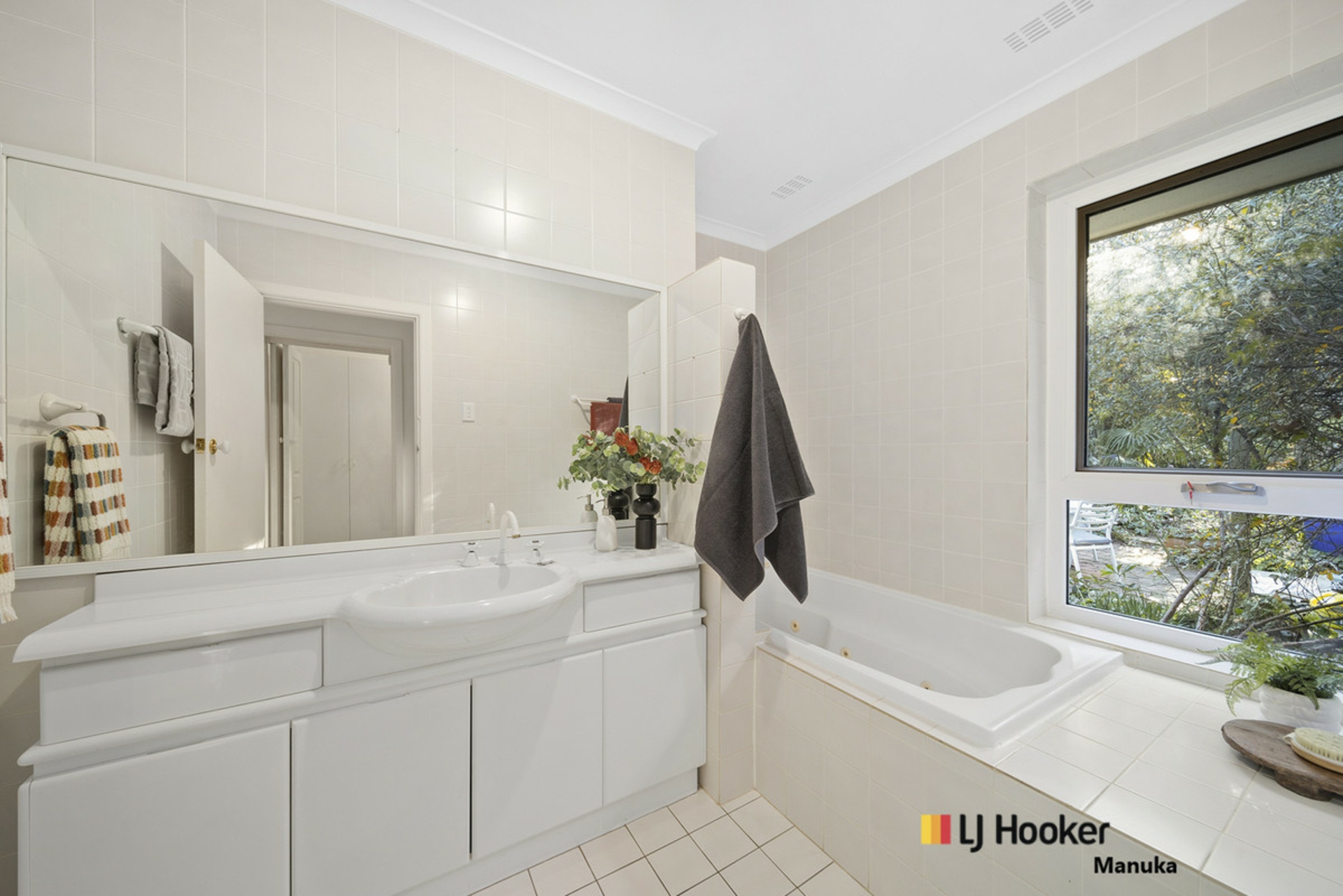 38 Carnegie Crescent, NARRABUNDAH