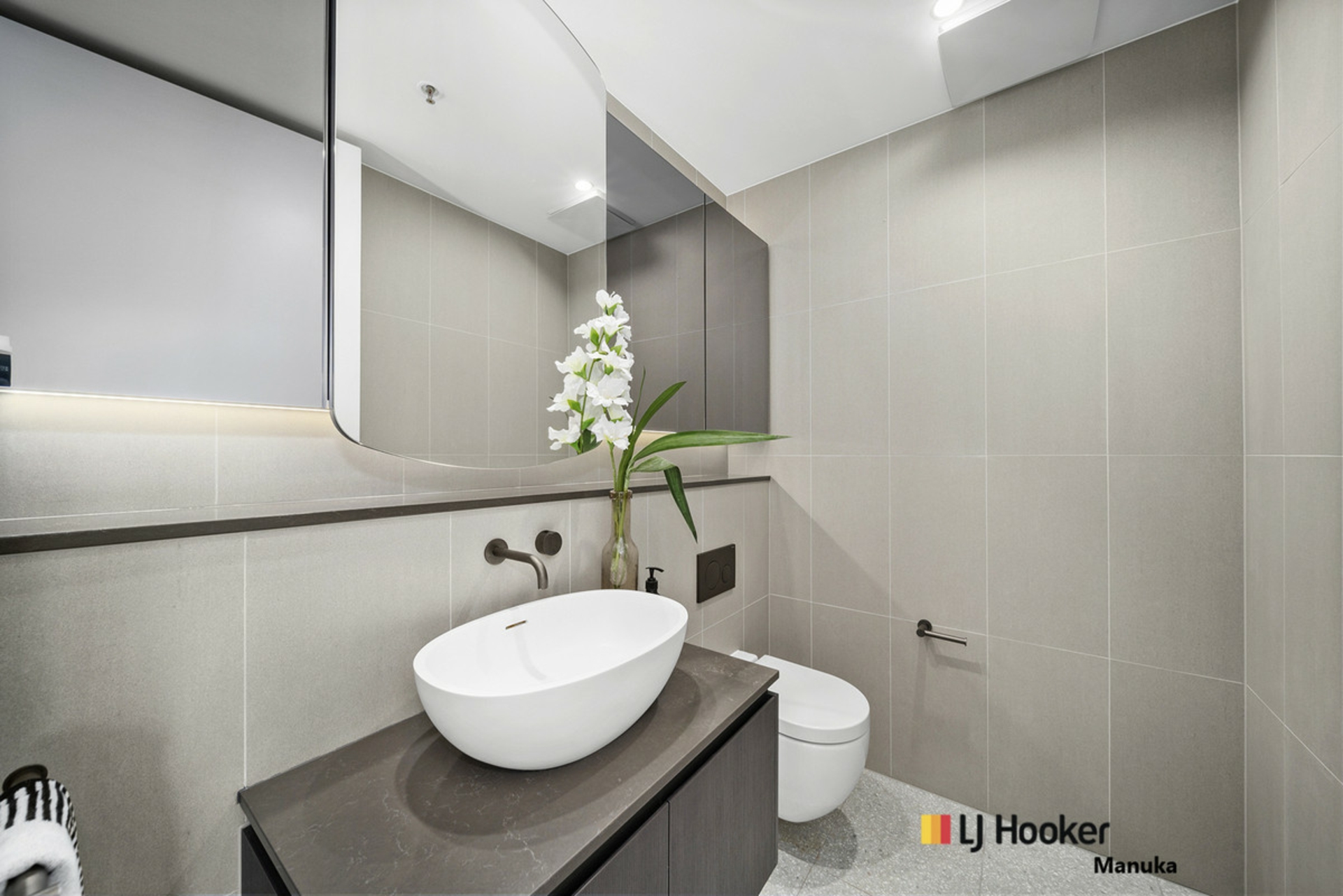 502/45 Honeysett View, KINGSTON