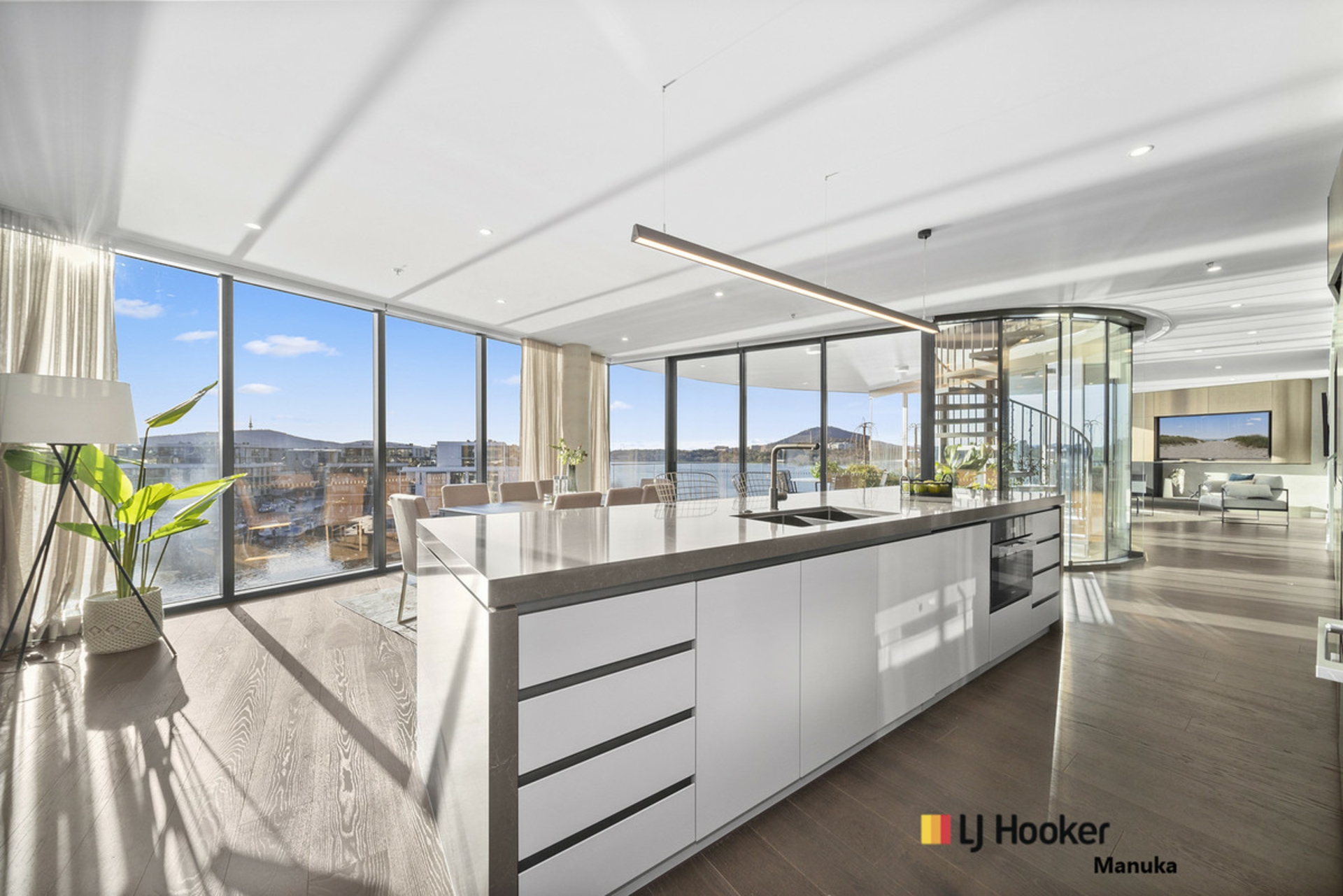 502/45 Honeysett View, KINGSTON