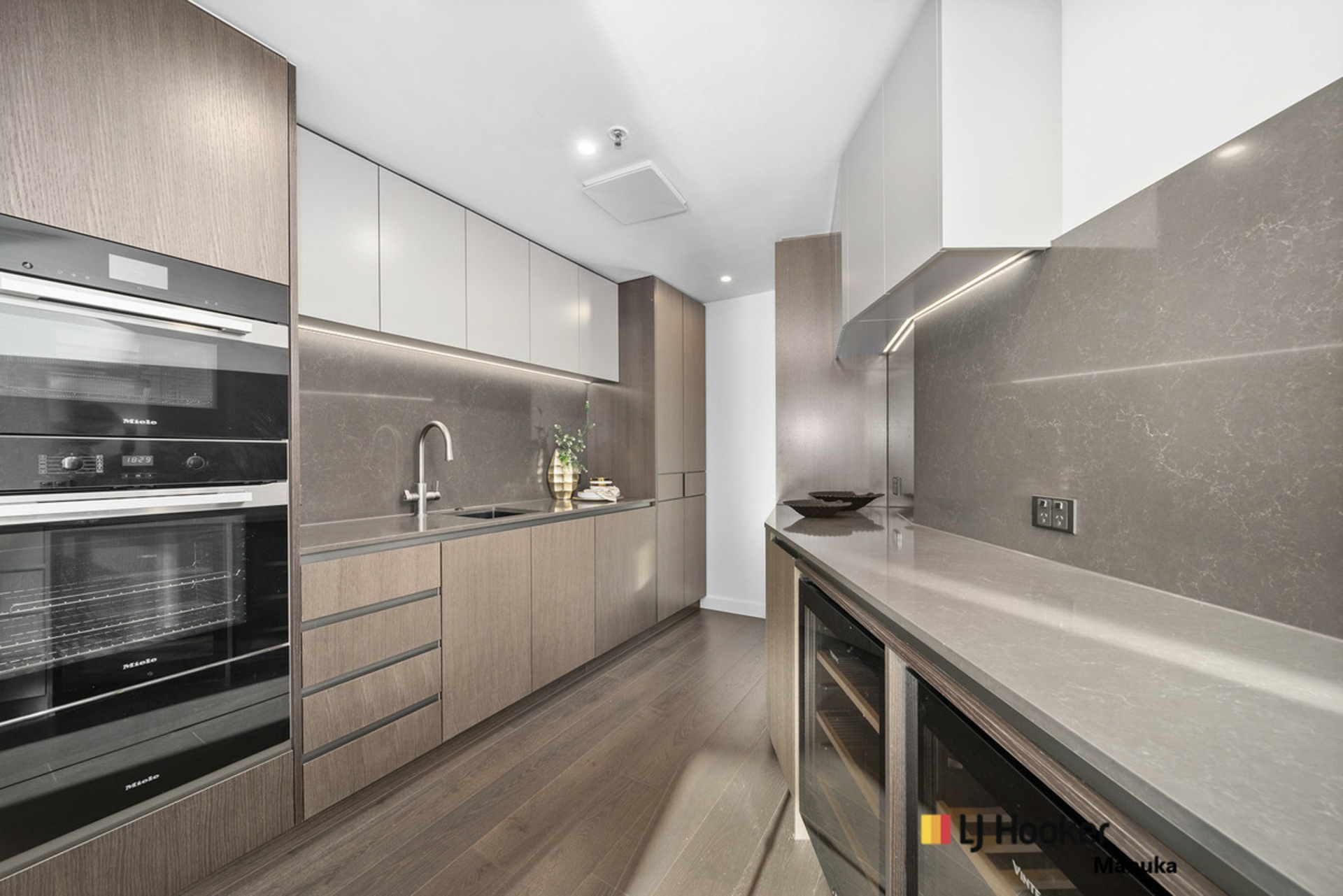 502/45 Honeysett View, KINGSTON