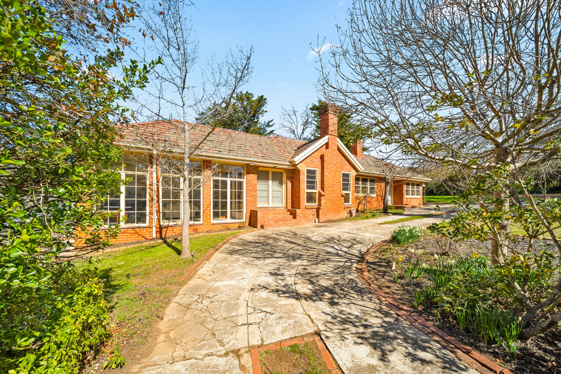2 Tennyson Crescent, FORREST