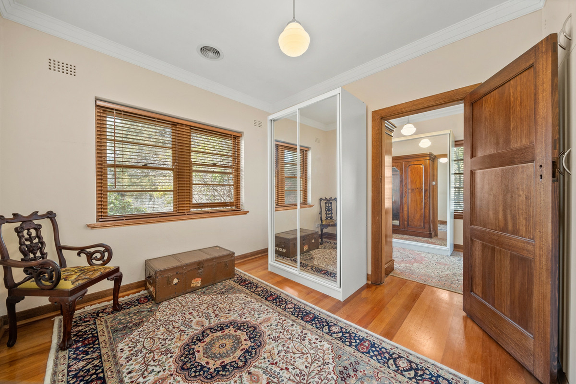 2 Tennyson Crescent, FORREST