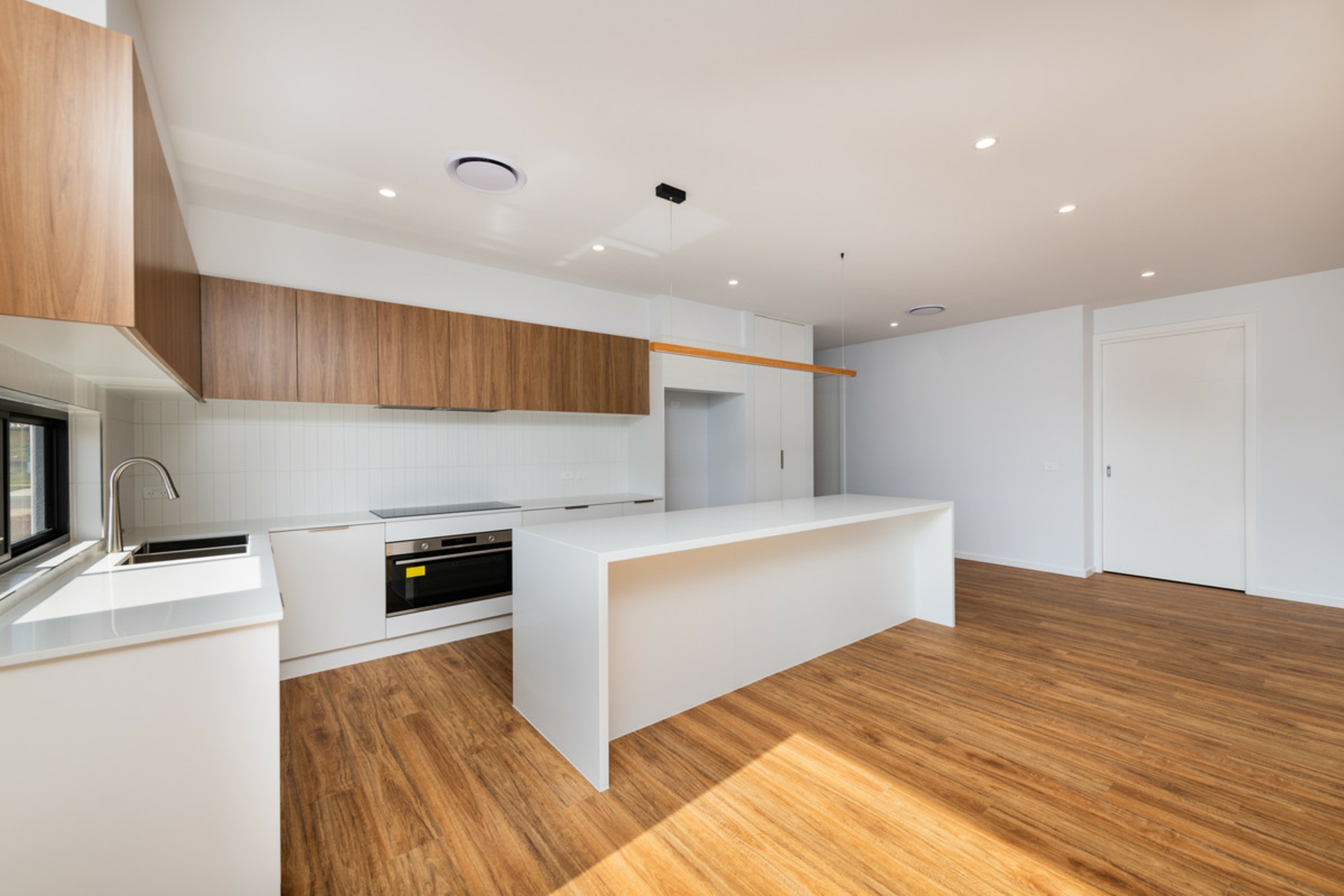 138 Thancoupie Crescent, WHITLAM
