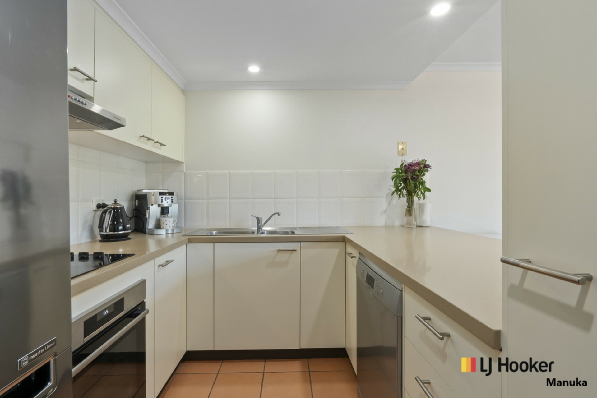 330/15 Jardine Street, KINGSTON