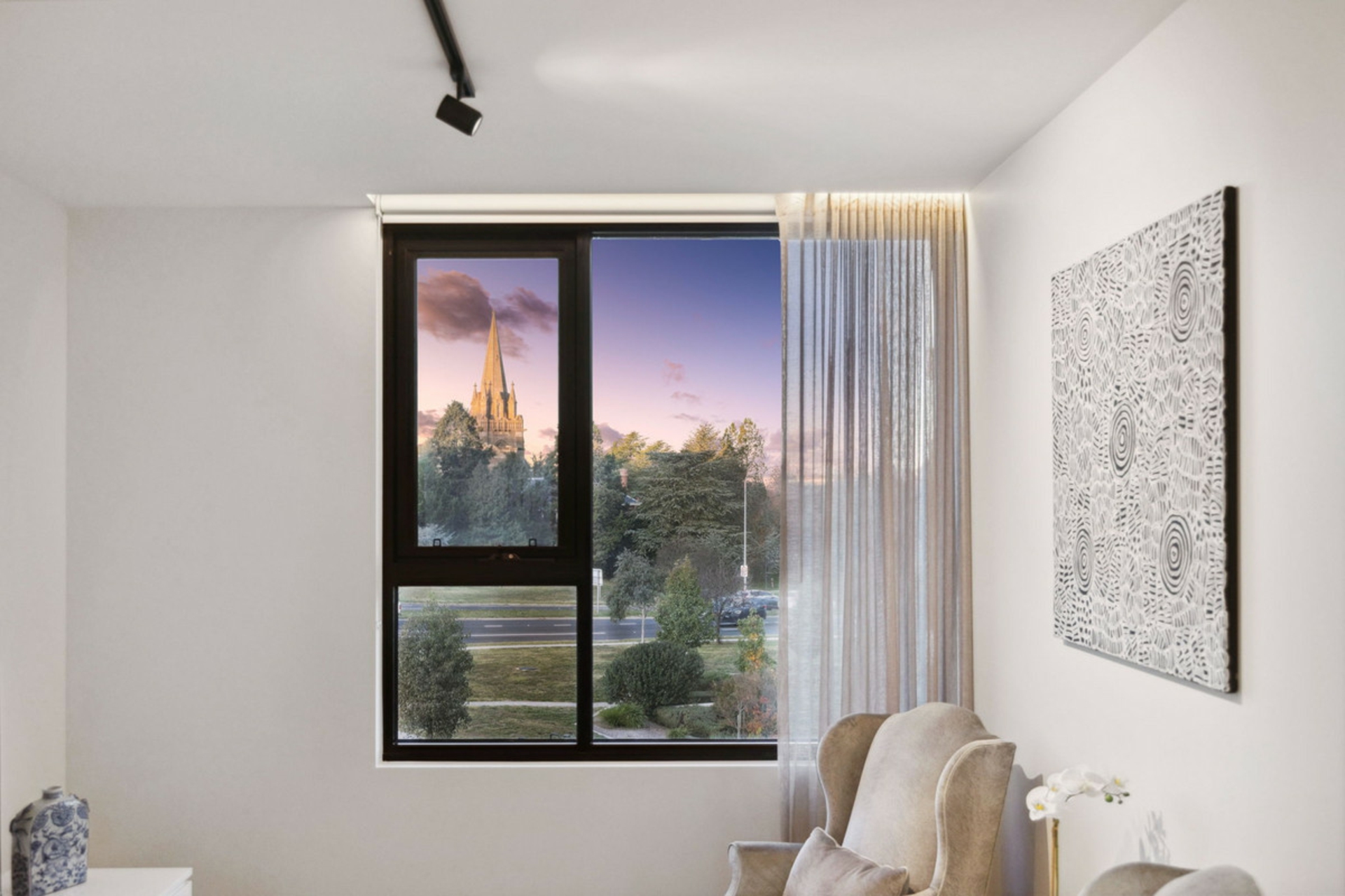 22/7 State Circle, FORREST