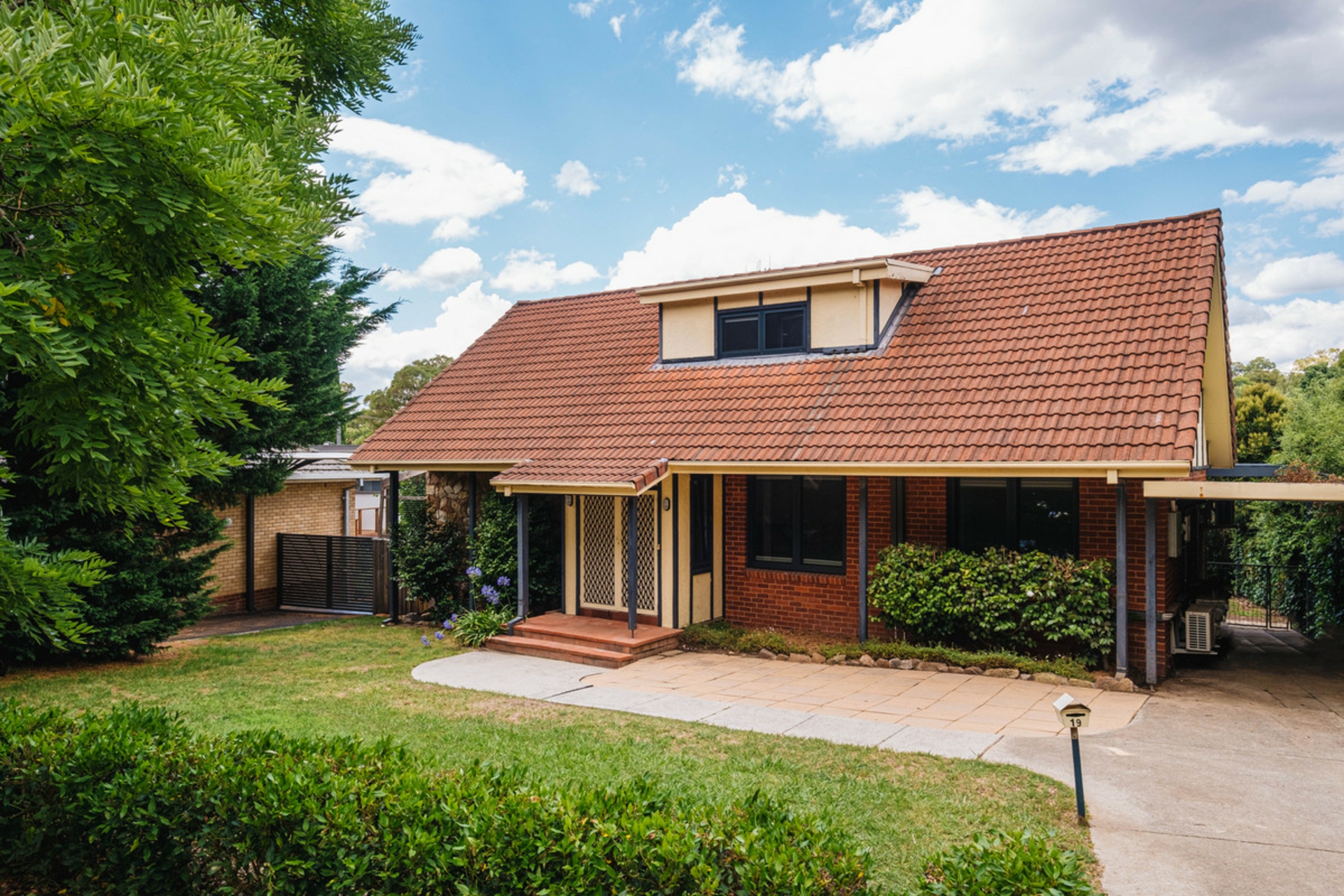 19 Chermside Street, DEAKIN