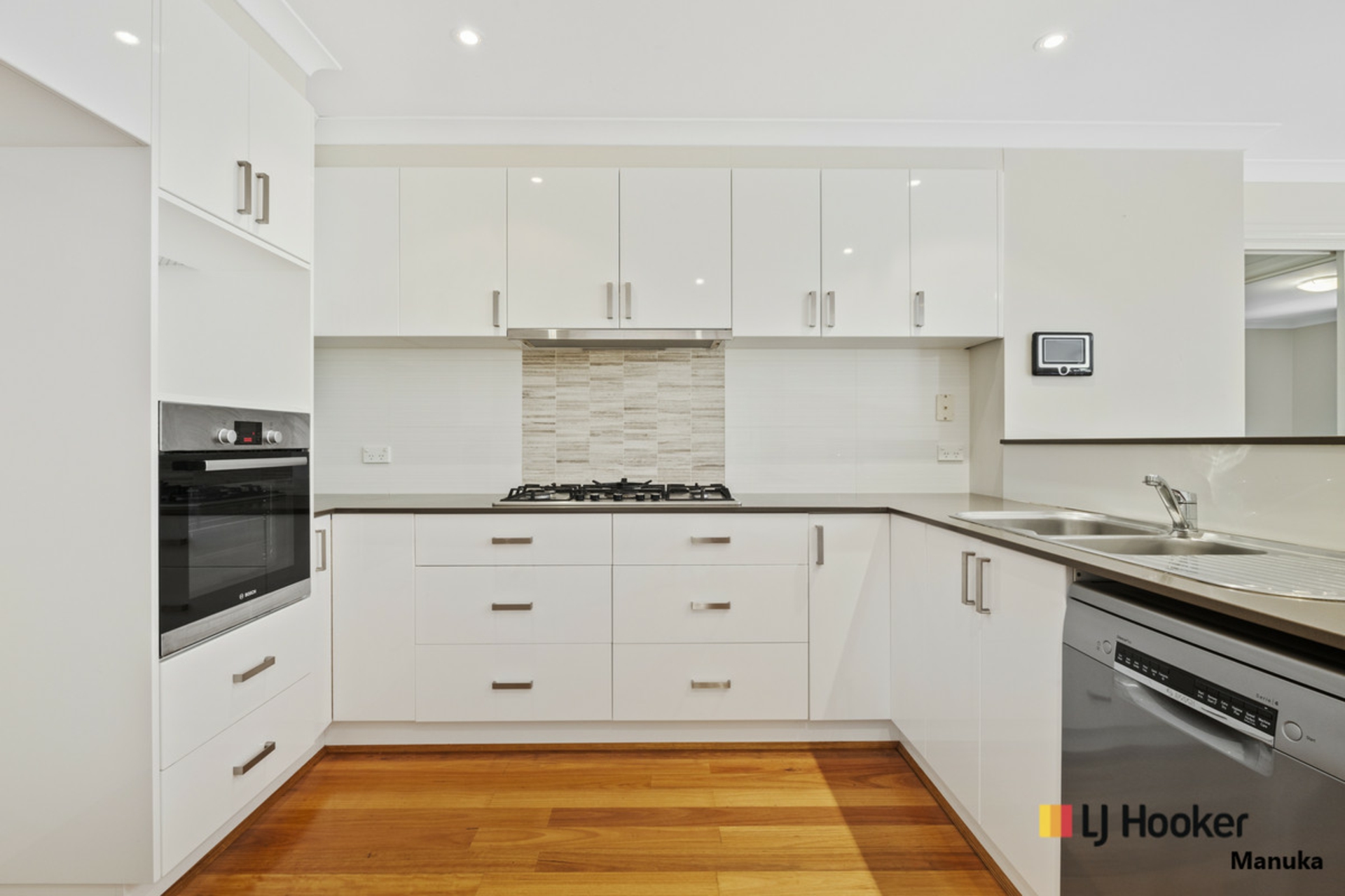 2 Laurence Close, JERRABOMBERRA