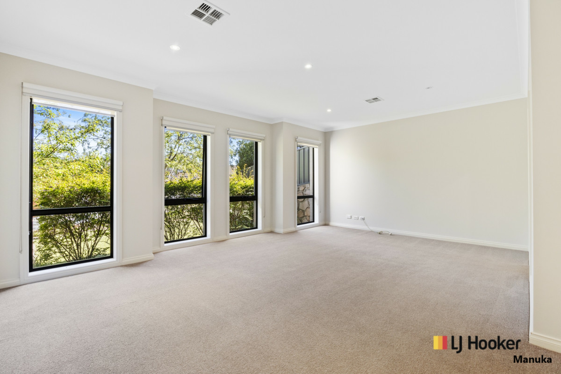 2 Laurence Close, JERRABOMBERRA