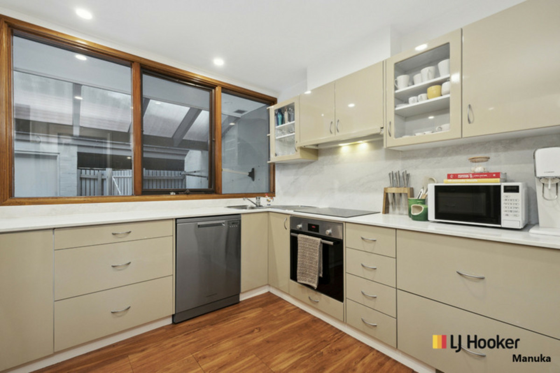 102 Arthur Circle, FORREST