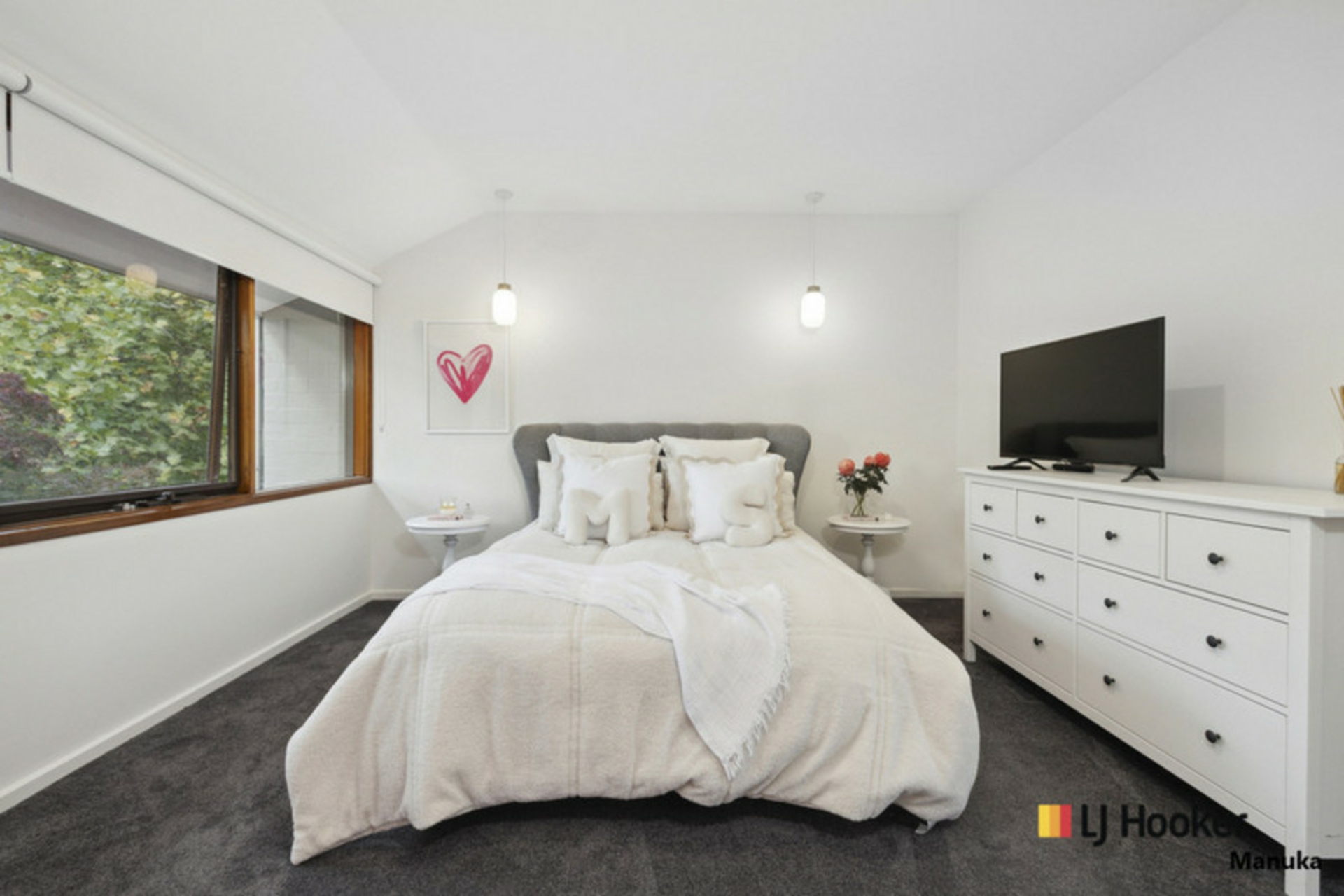 102 Arthur Circle, FORREST