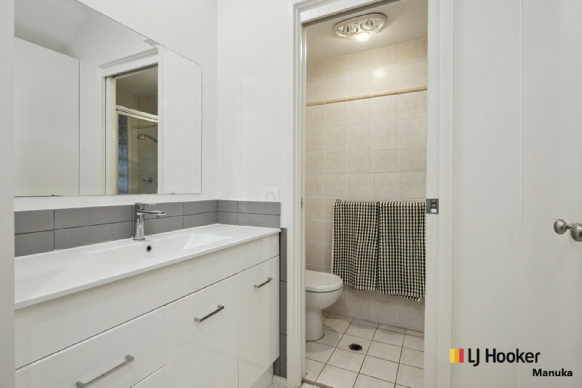 102 Arthur Circle, FORREST