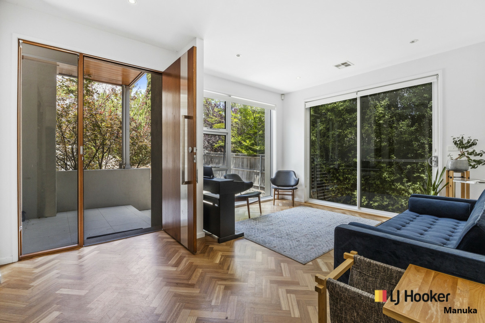 2/134 Blamey Crescent, CAMPBELL