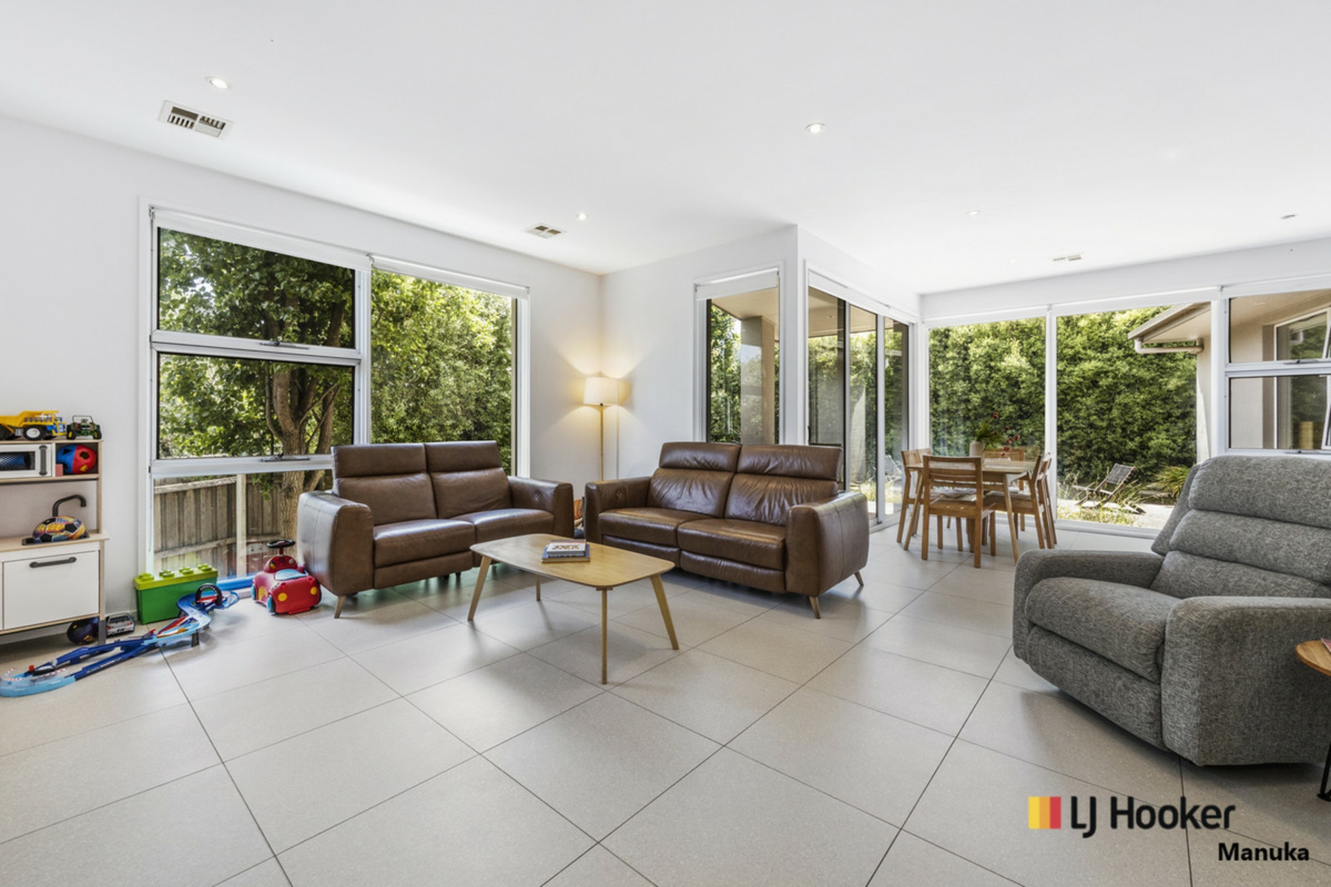 2/134 Blamey Crescent, CAMPBELL