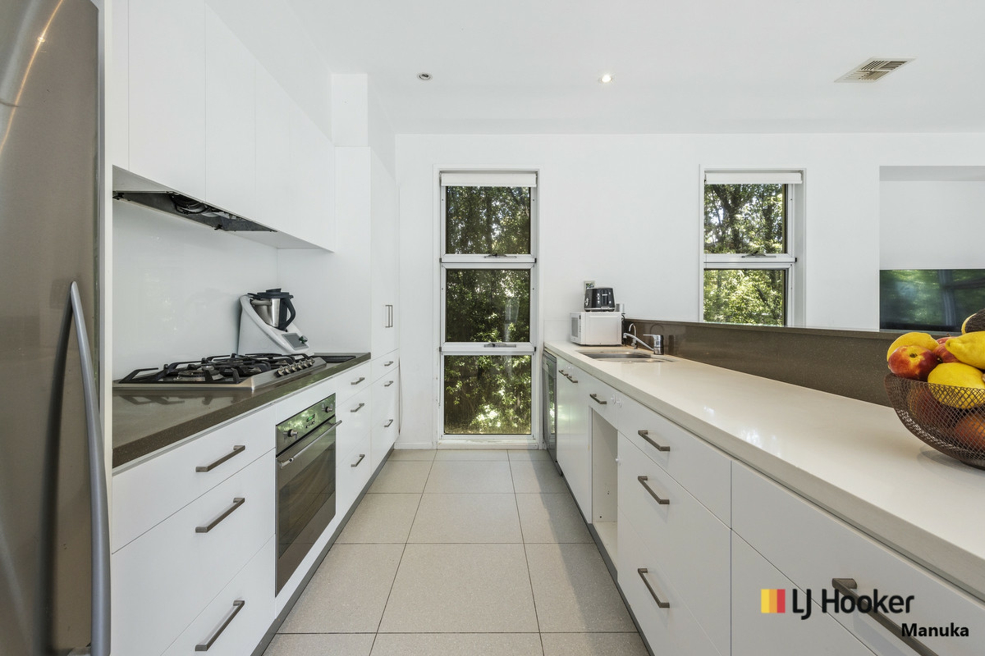 2/134 Blamey Crescent, CAMPBELL