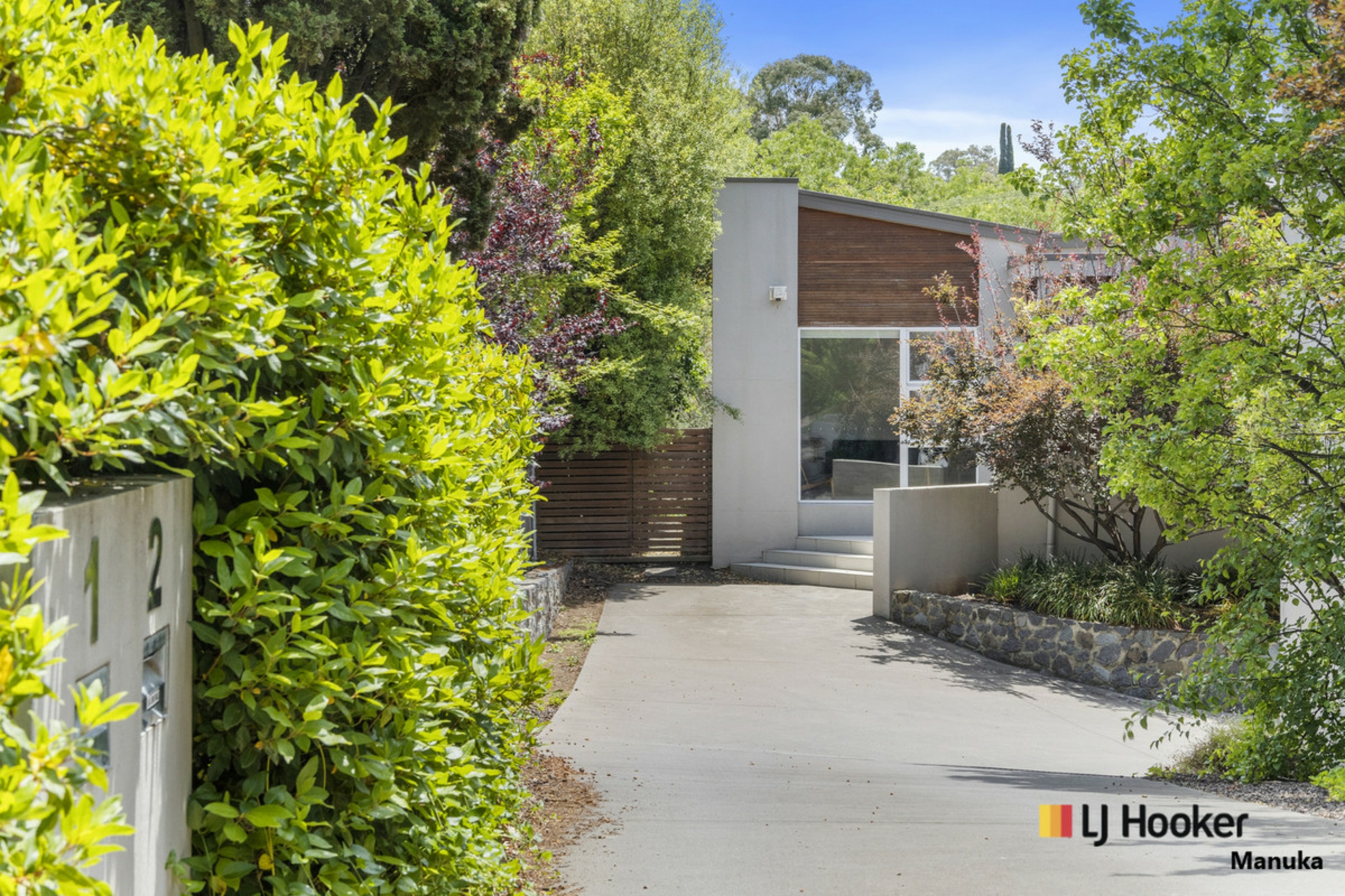 2/134 Blamey Crescent, CAMPBELL