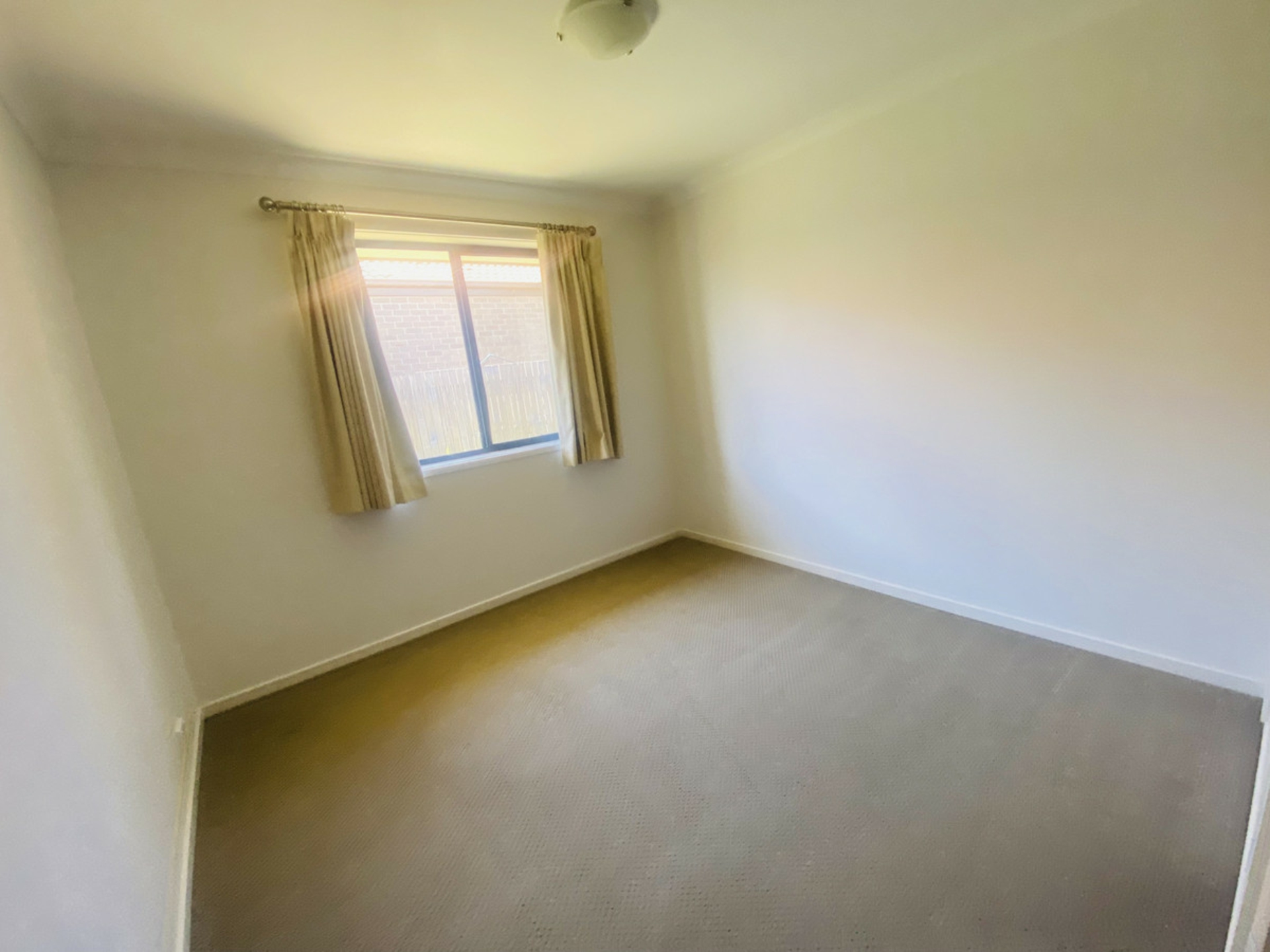 84 Hollows Circuit, MACGREGOR