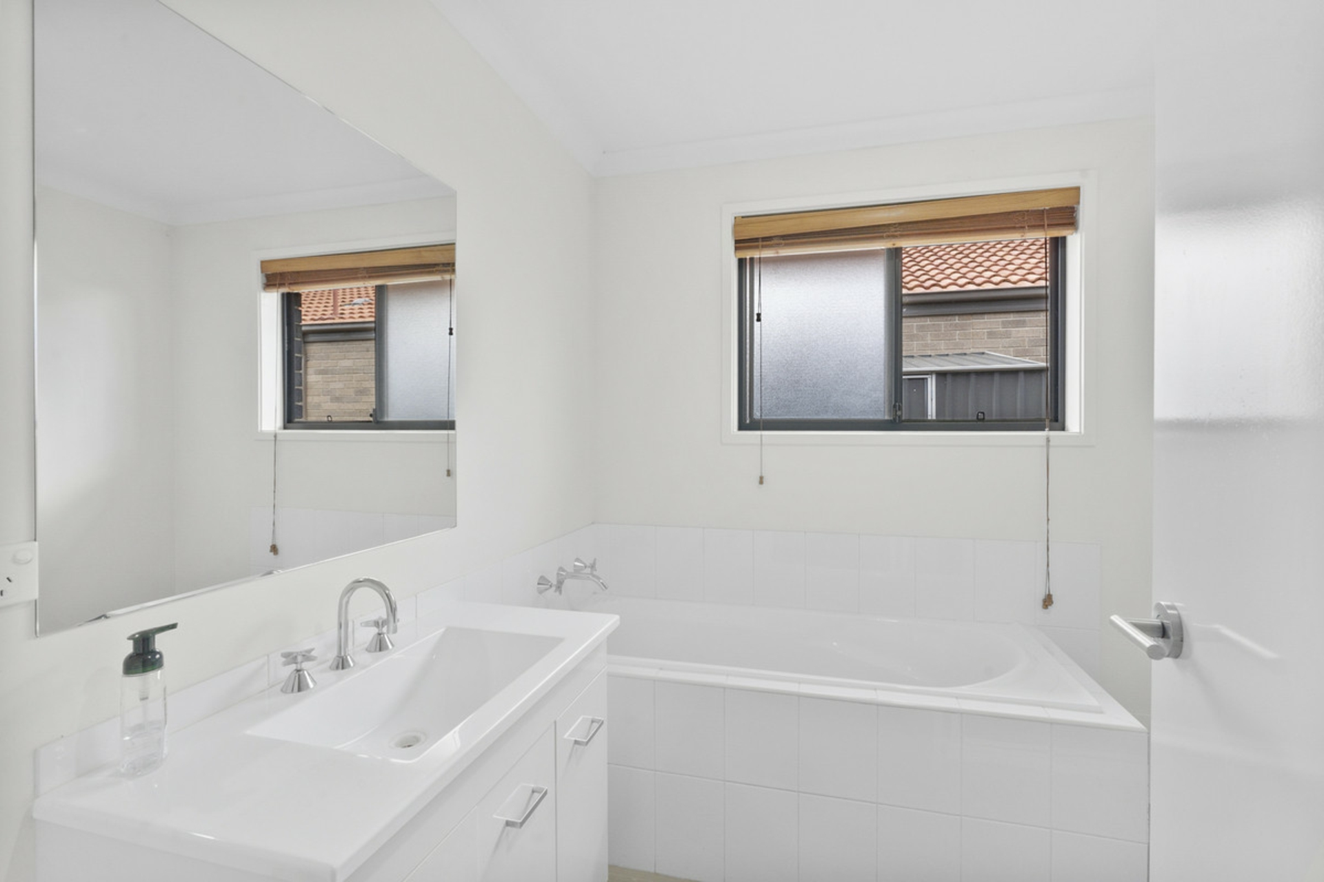 84 Hollows Circuit, MACGREGOR