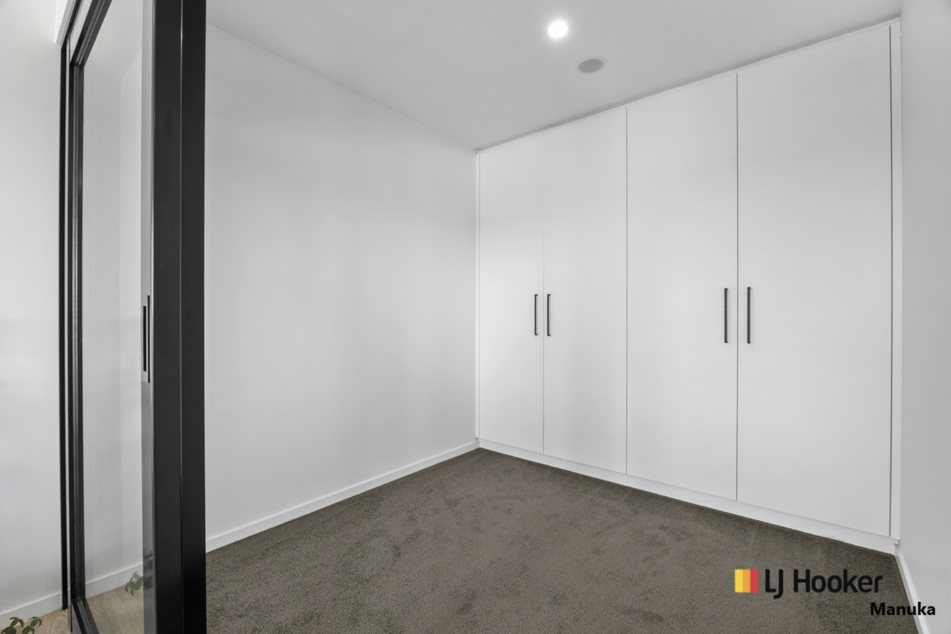 27/200 John Gorton Drive, COOMBS
