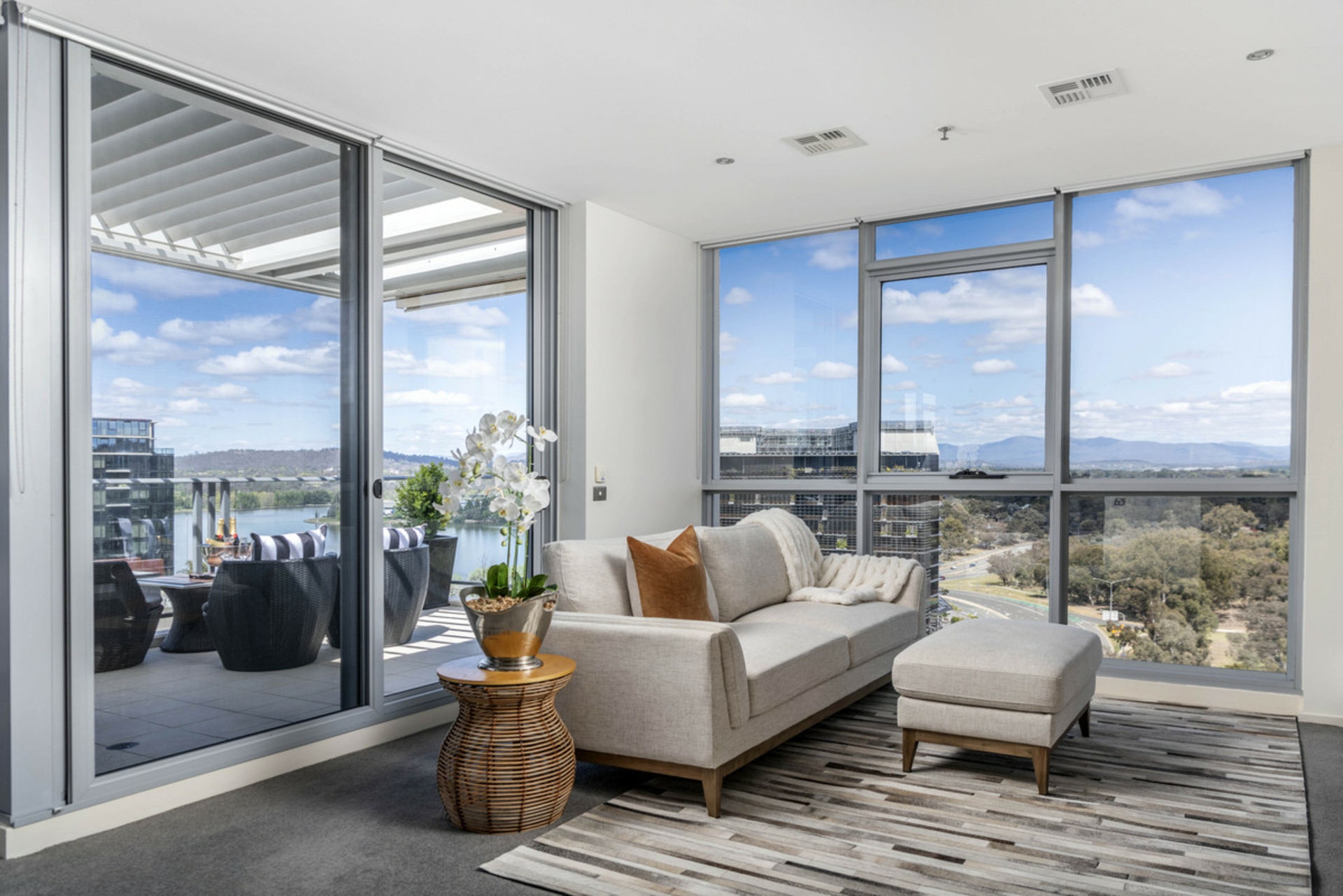 100/2 Edinburgh Avenue, CITY