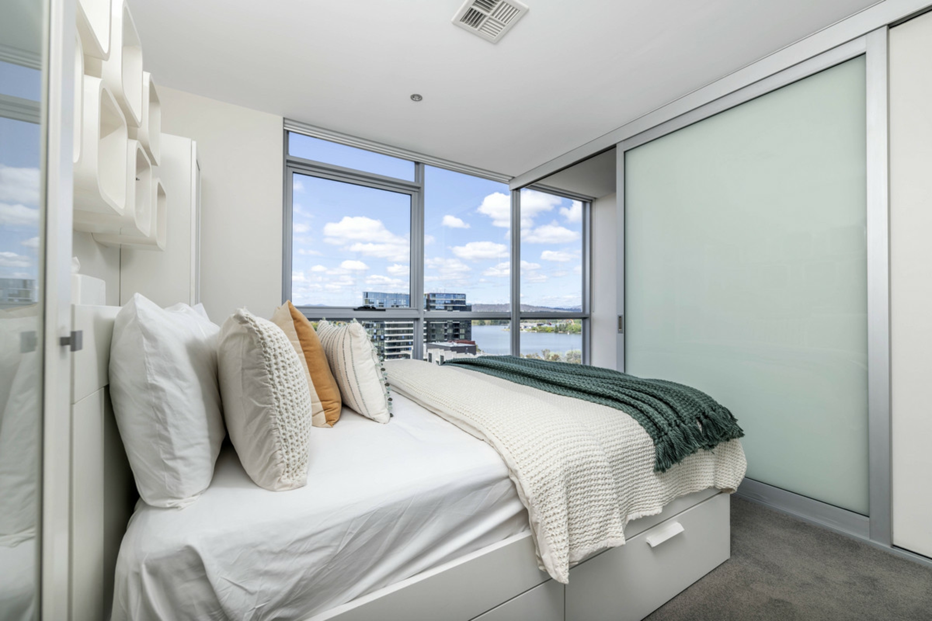 100/2 Edinburgh Avenue, CITY