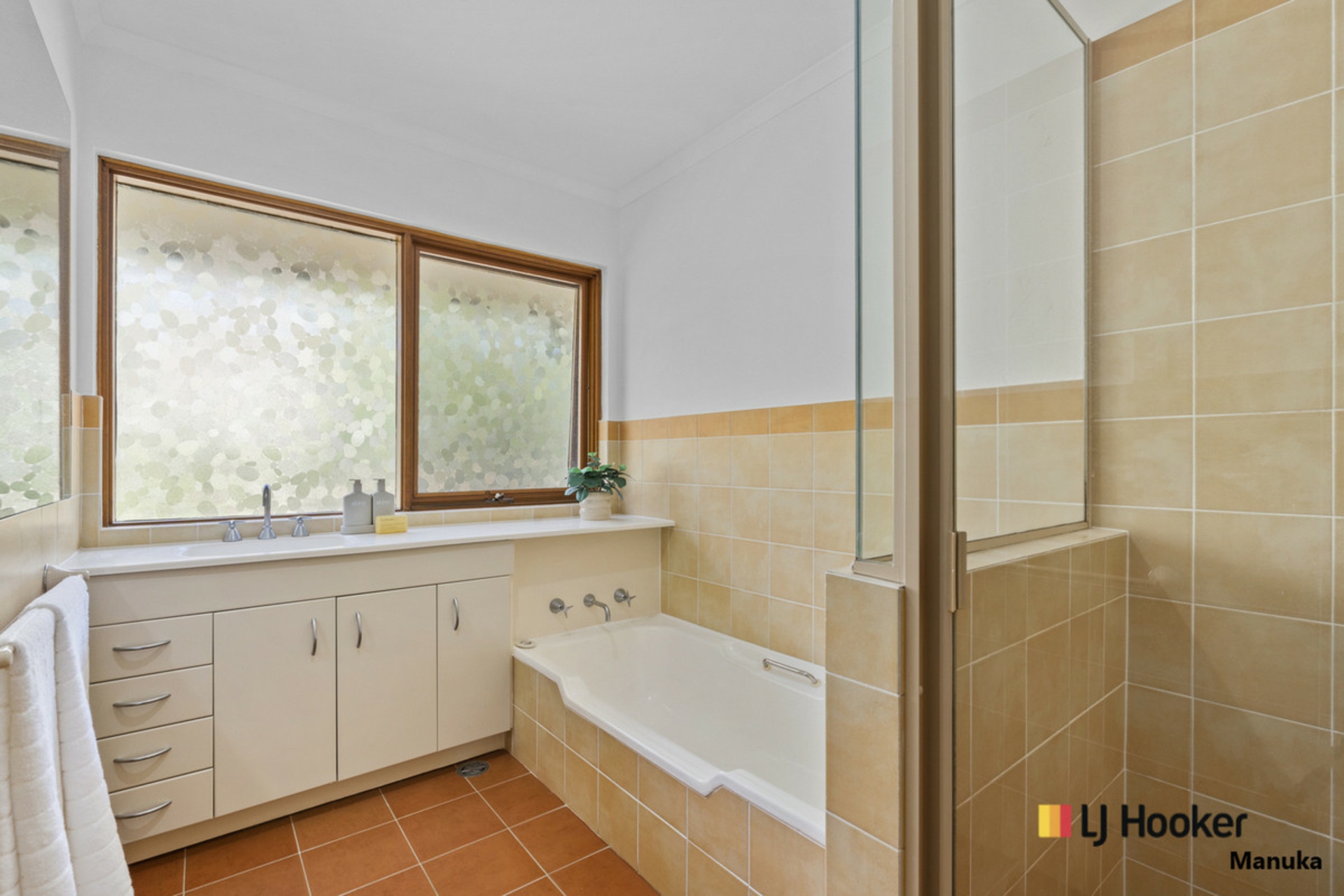 1 Stonehaven Crescent, RED HILL