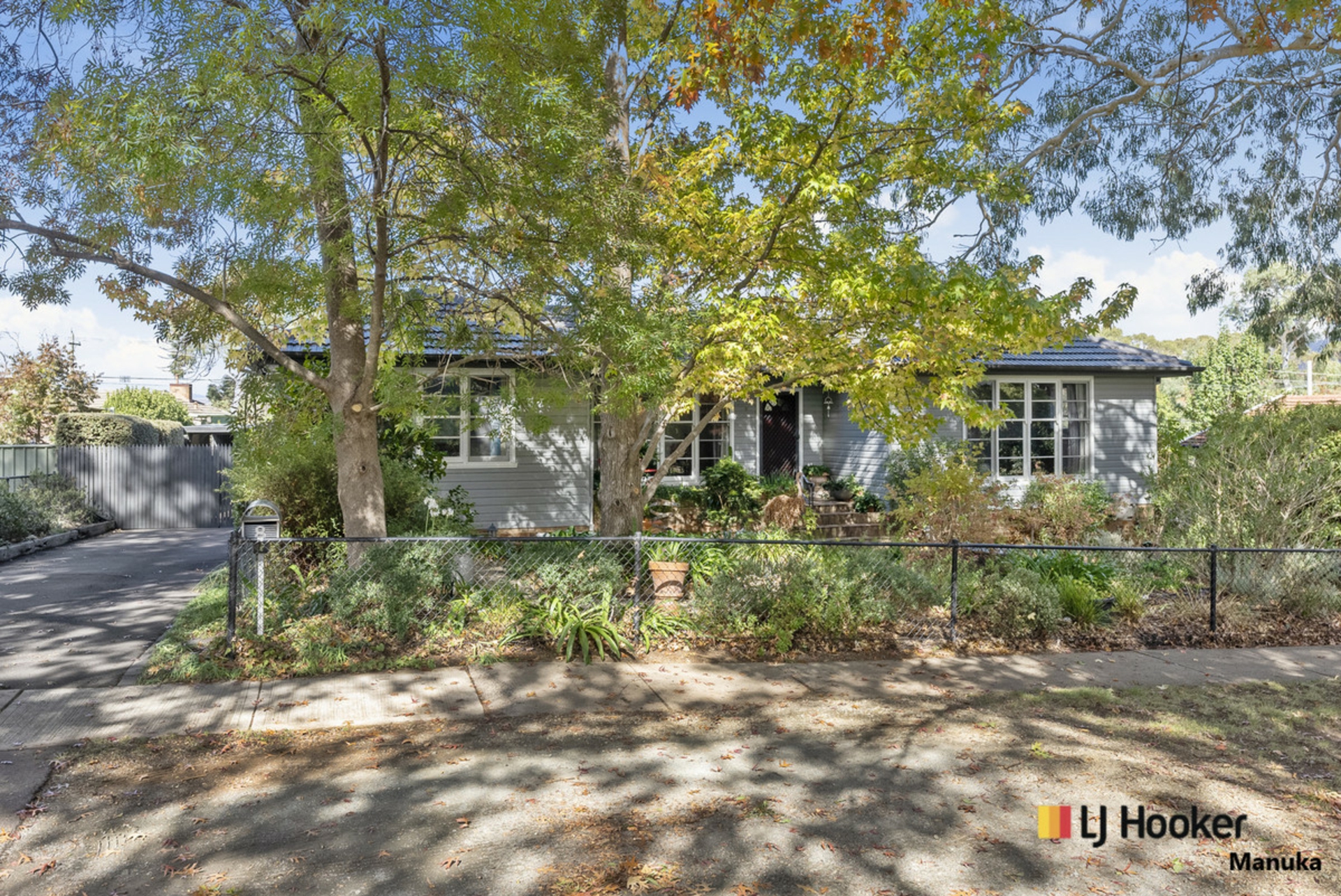8 Warramoo Crescent, NARRABUNDAH