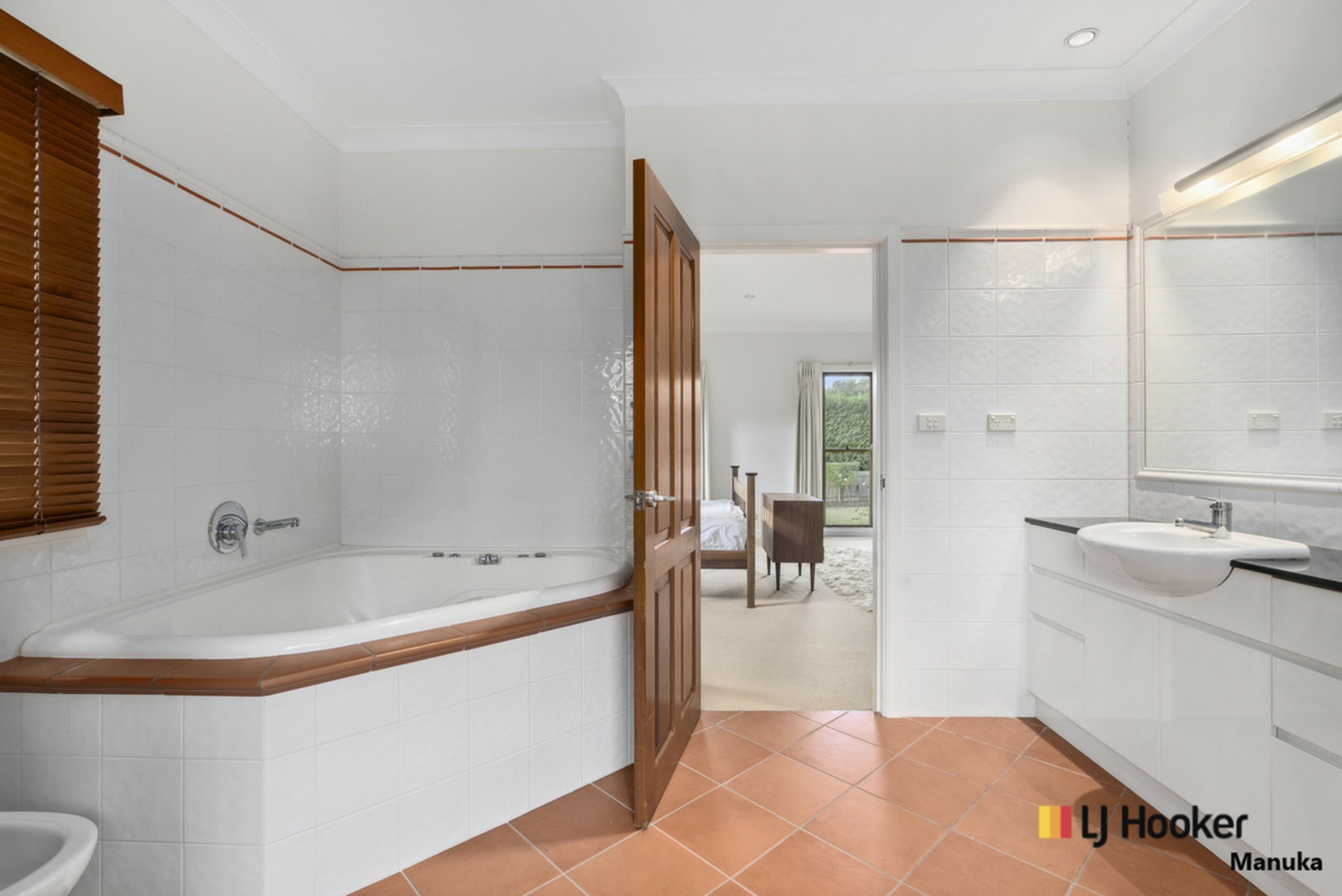 13 Monaro Crescent, GRIFFITH
