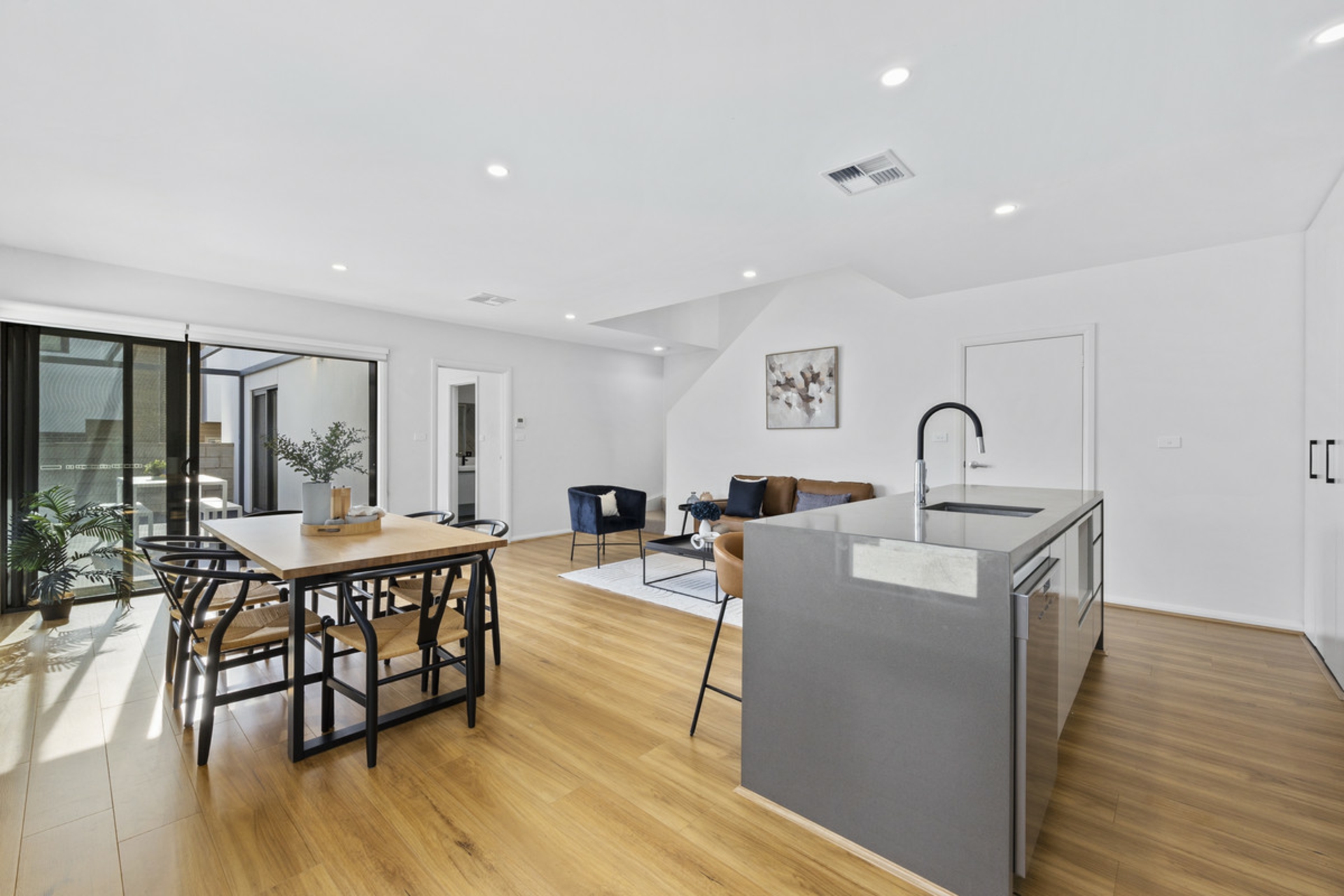 16/4 Toorale Terrace, LAWSON