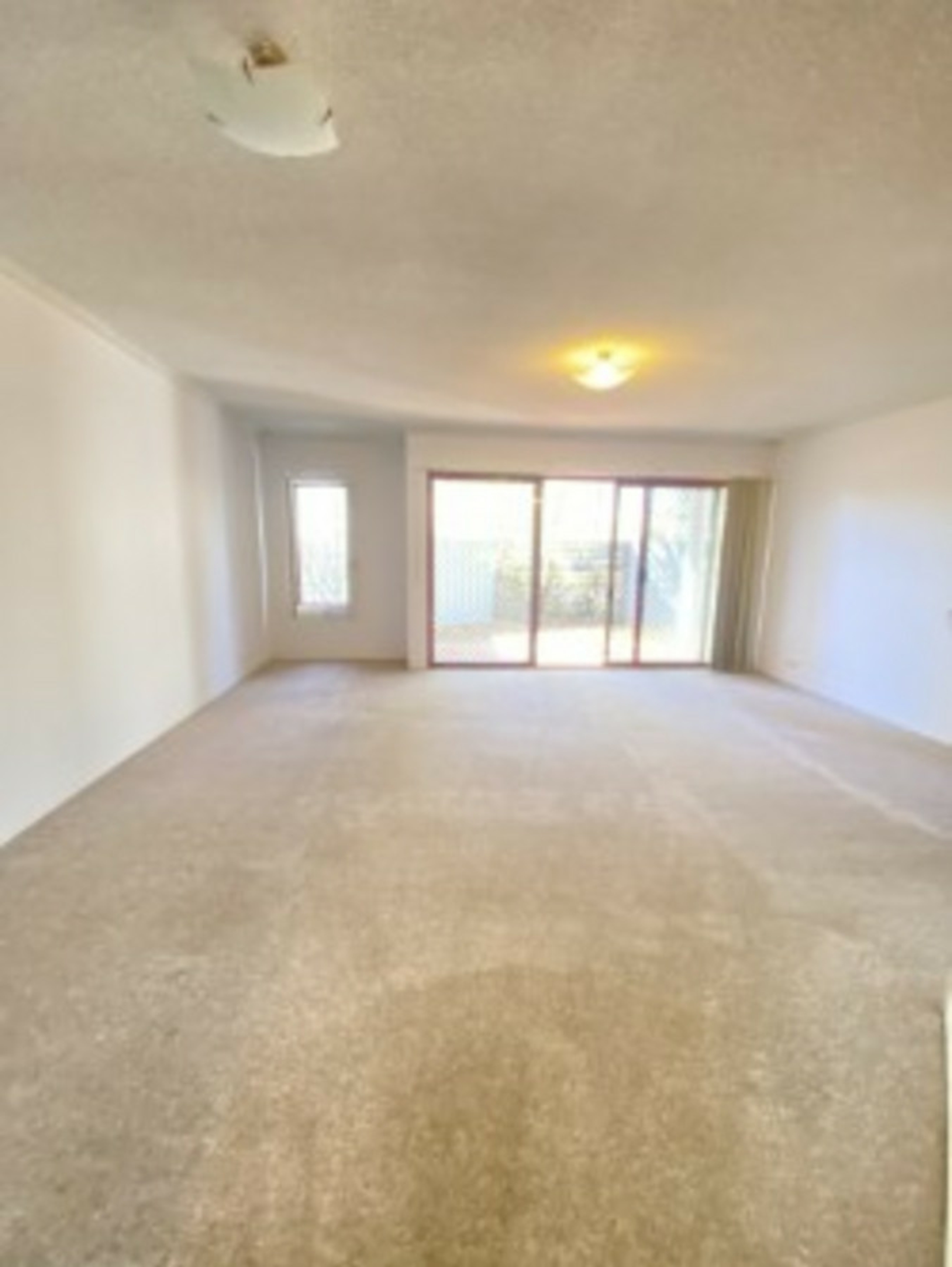 2/15 Howitt Street, KINGSTON