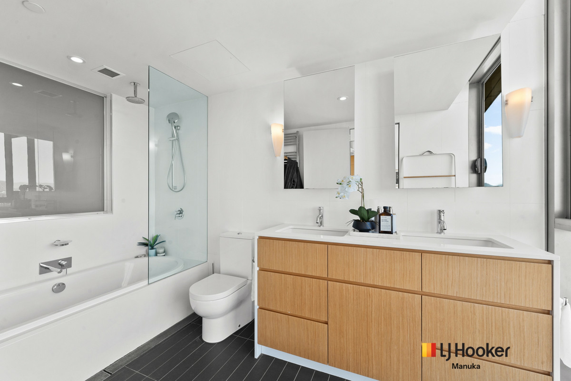 1519/25 Edinburgh Avenue — photo 16 of 30