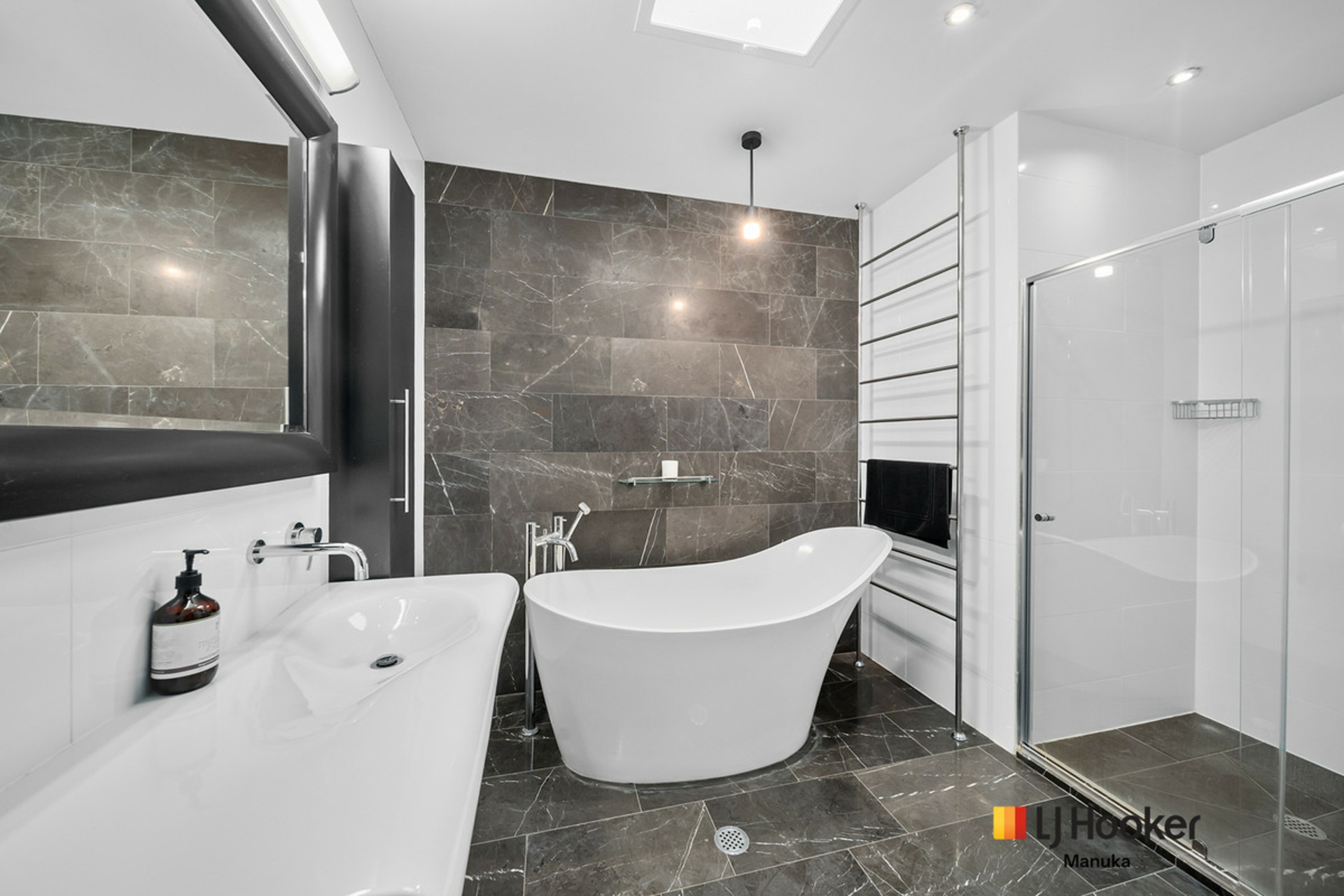 10 Lockyer Street — photo 11 of 24
