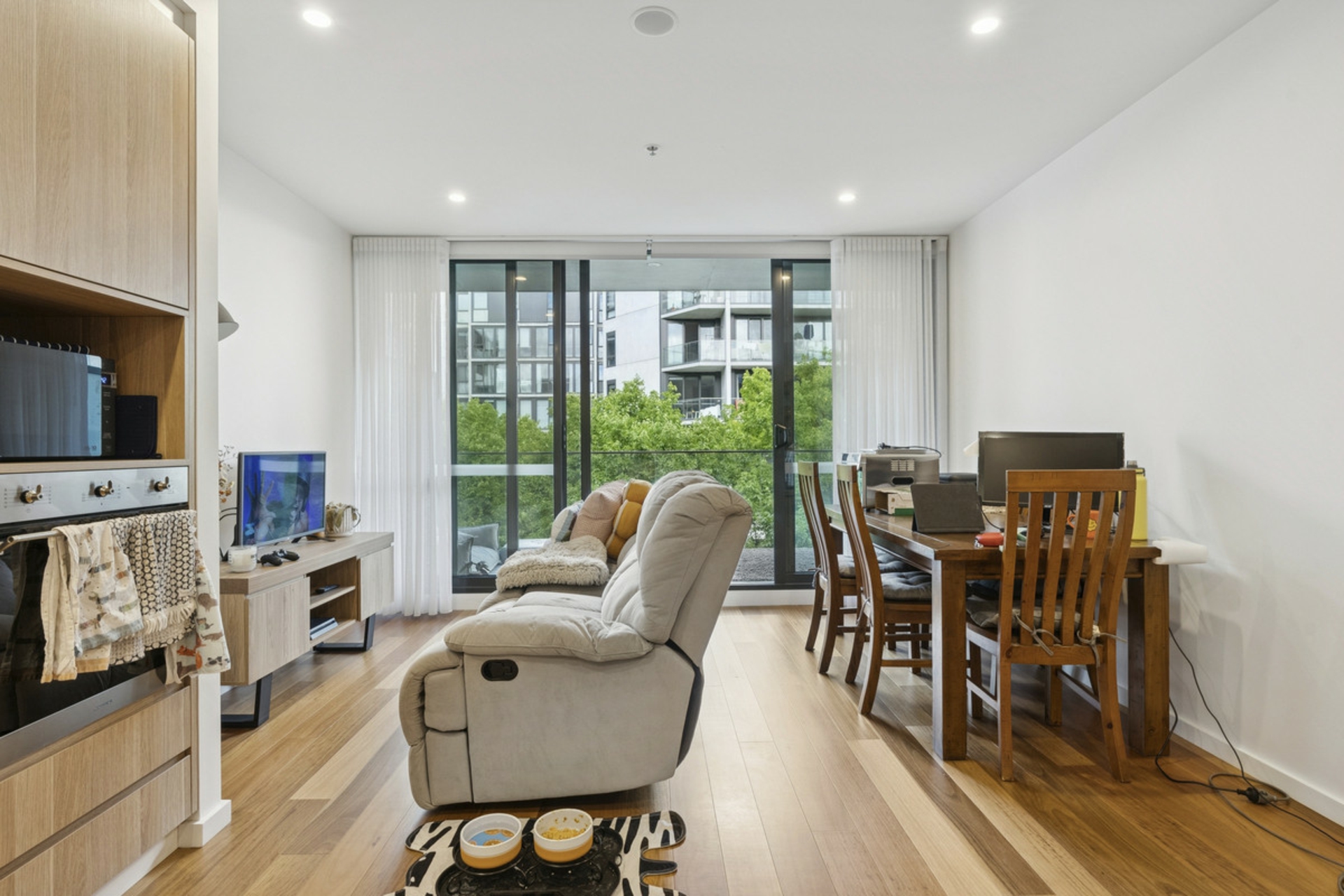 421/55 Currong Street North — photo 3 of 14