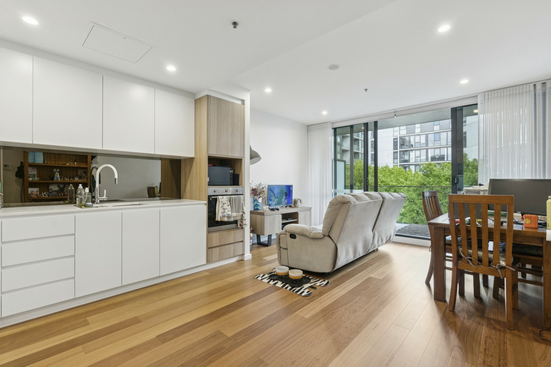 421/55 Currong Street North — photo 4 of 14