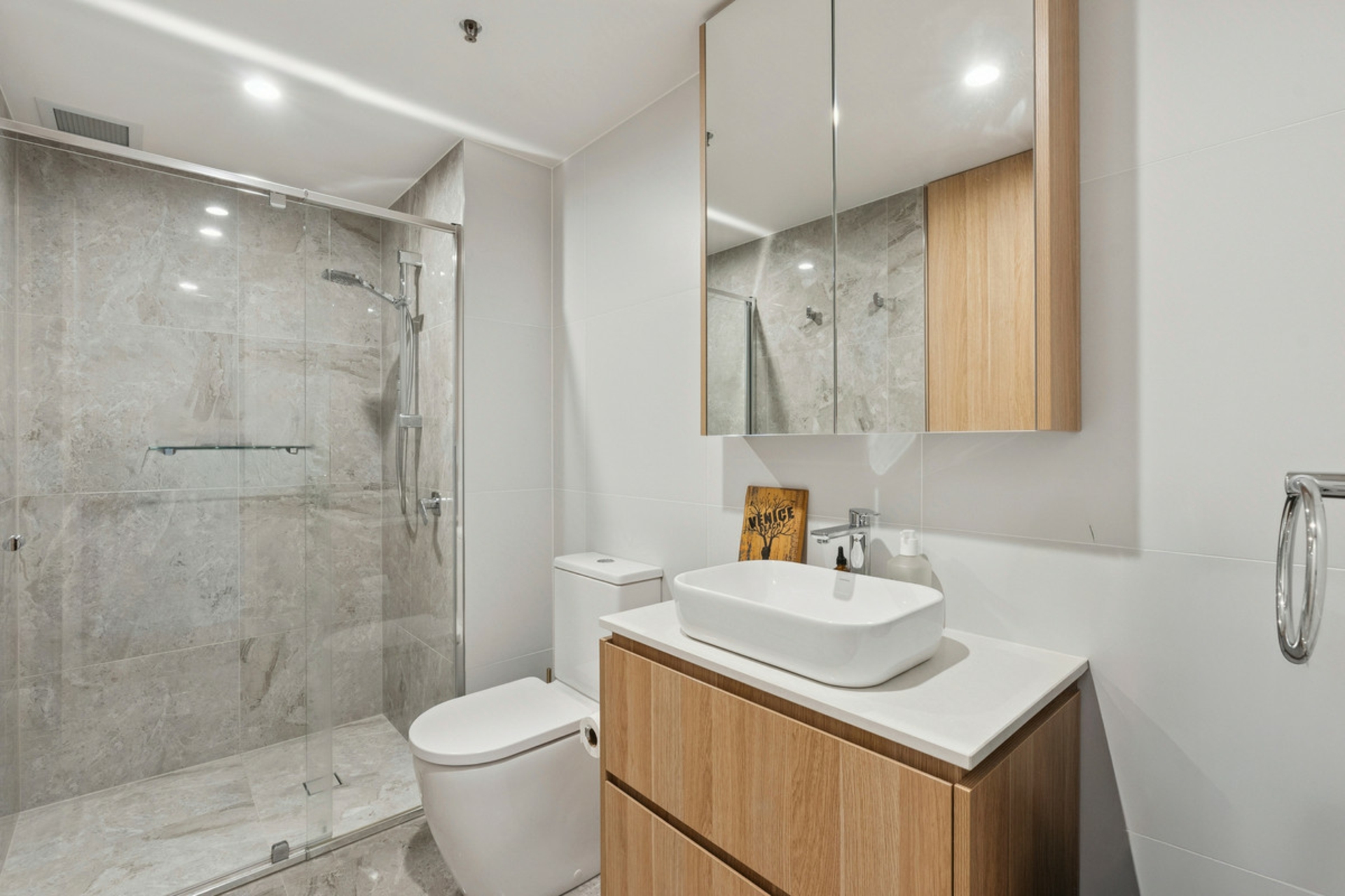 421/55 Currong Street North — photo 11 of 14