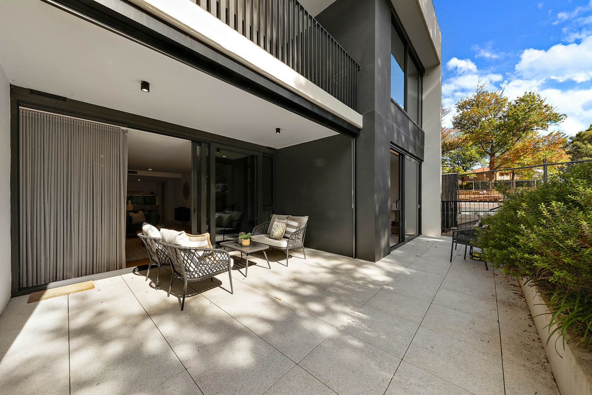 1/22 Canberra Avenue — photo 15 of 17