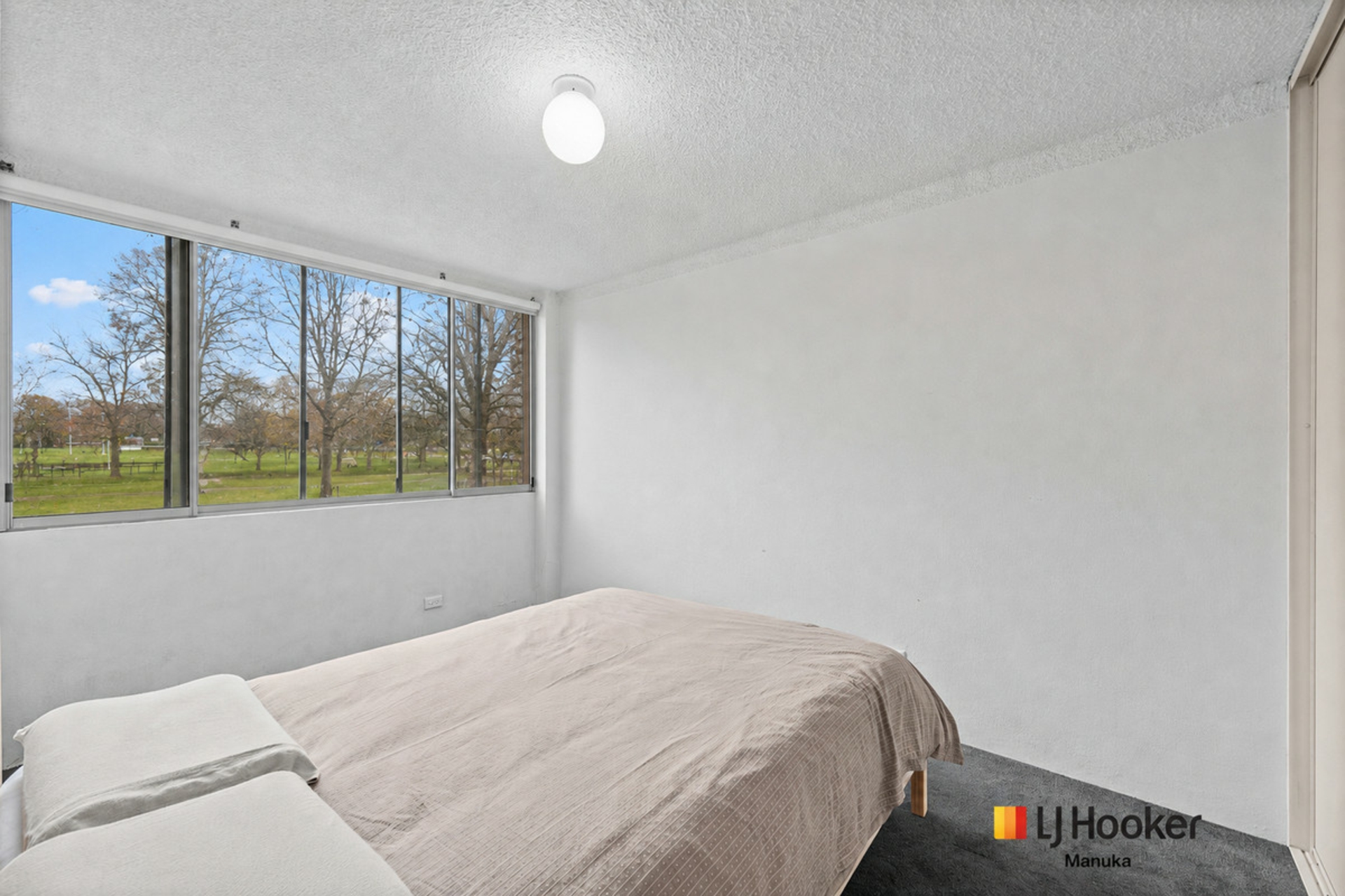 1/99 Canberra Avenue — photo 7 of 15