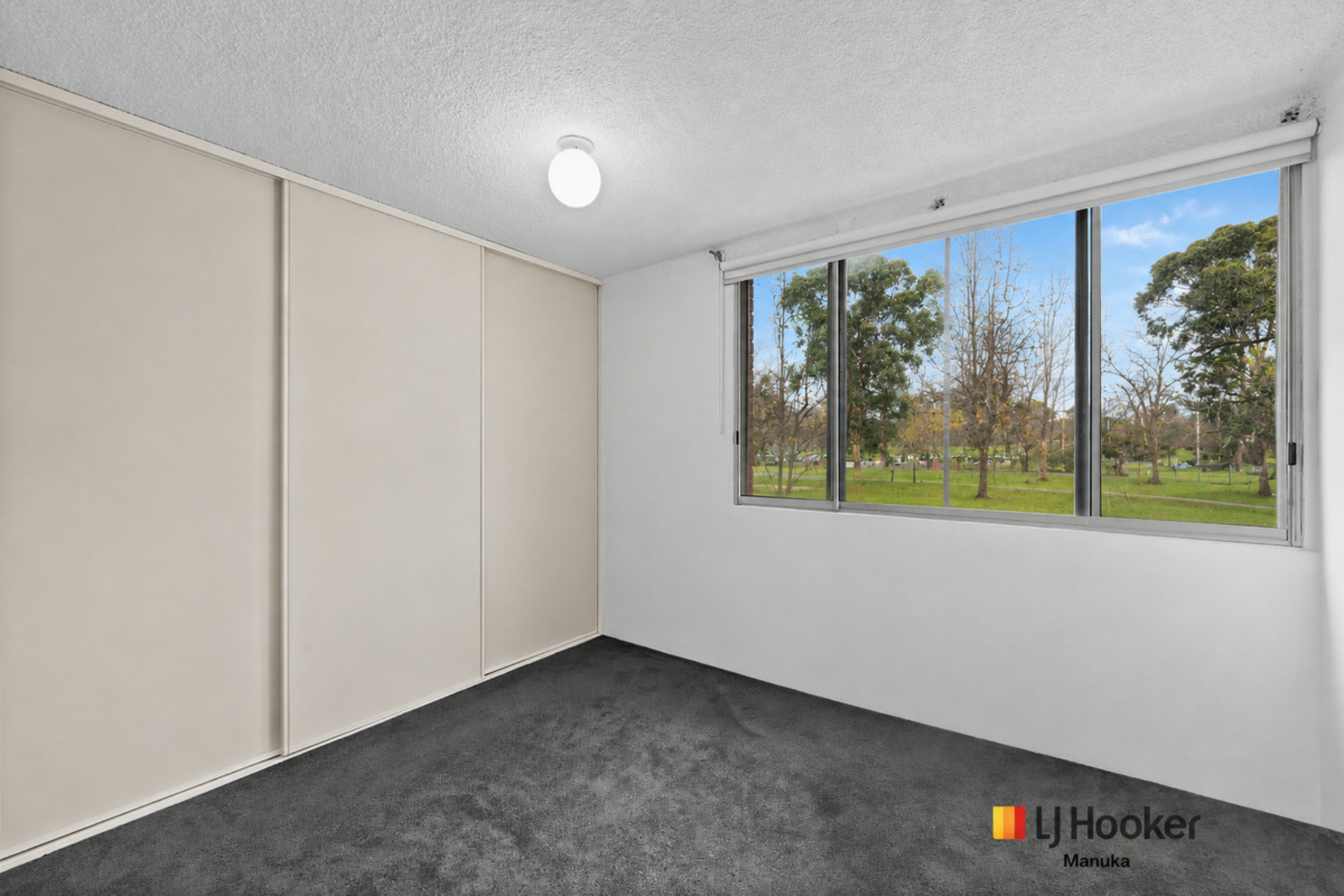 1/99 Canberra Avenue — photo 8 of 15