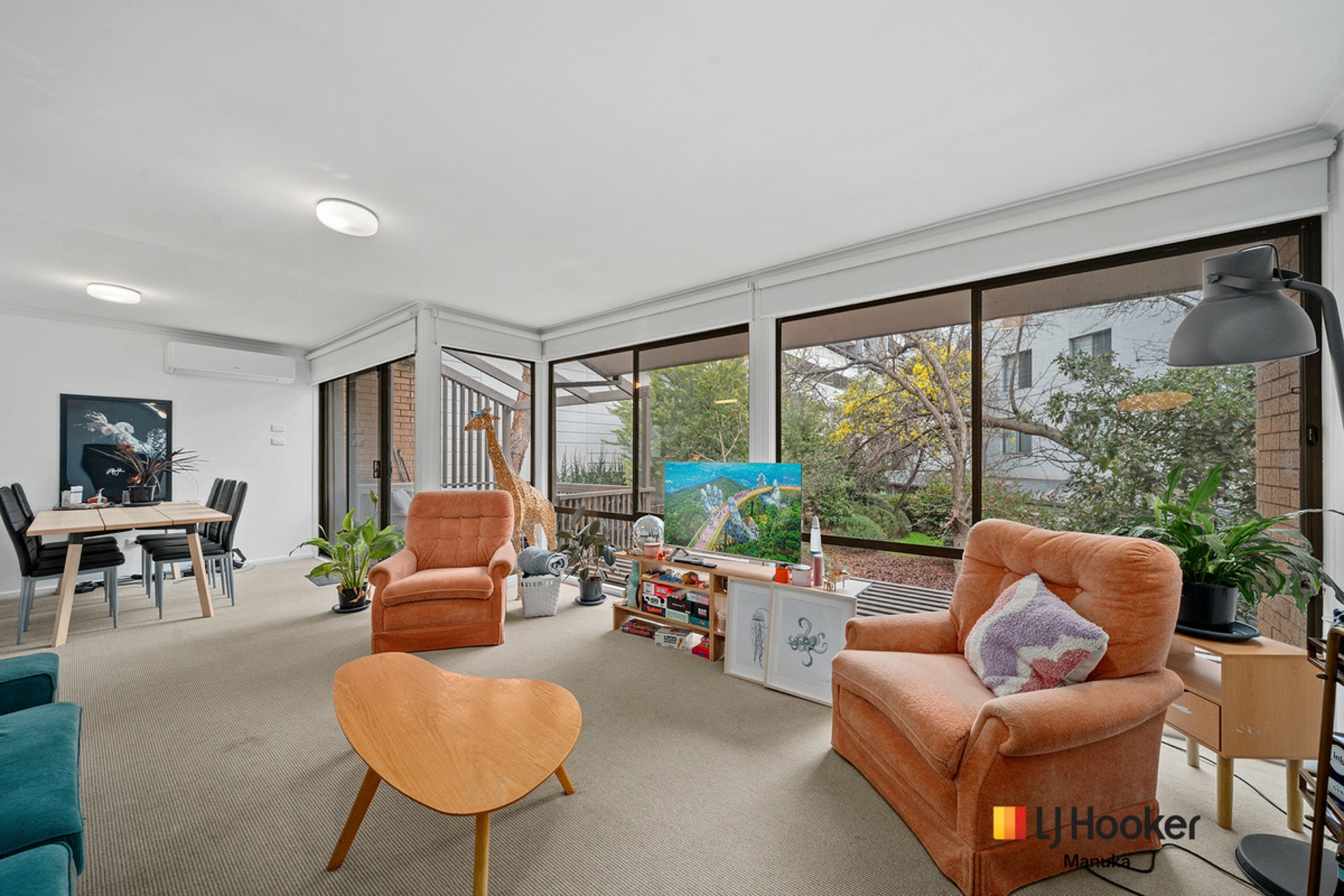 20/33 Dawes Street — photo from LJ Hooker Manuka