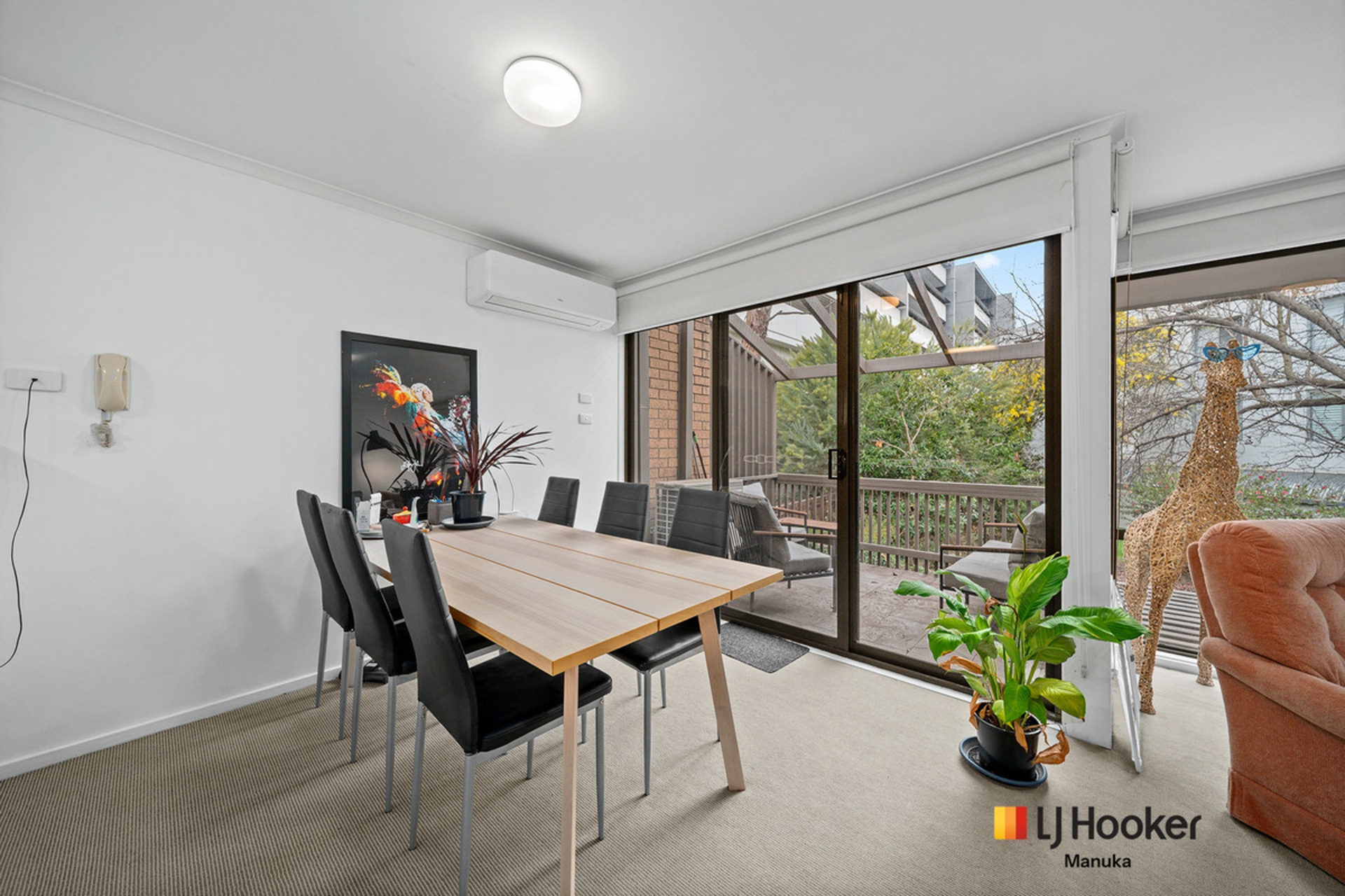 20/33 Dawes Street — photo 5 of 17