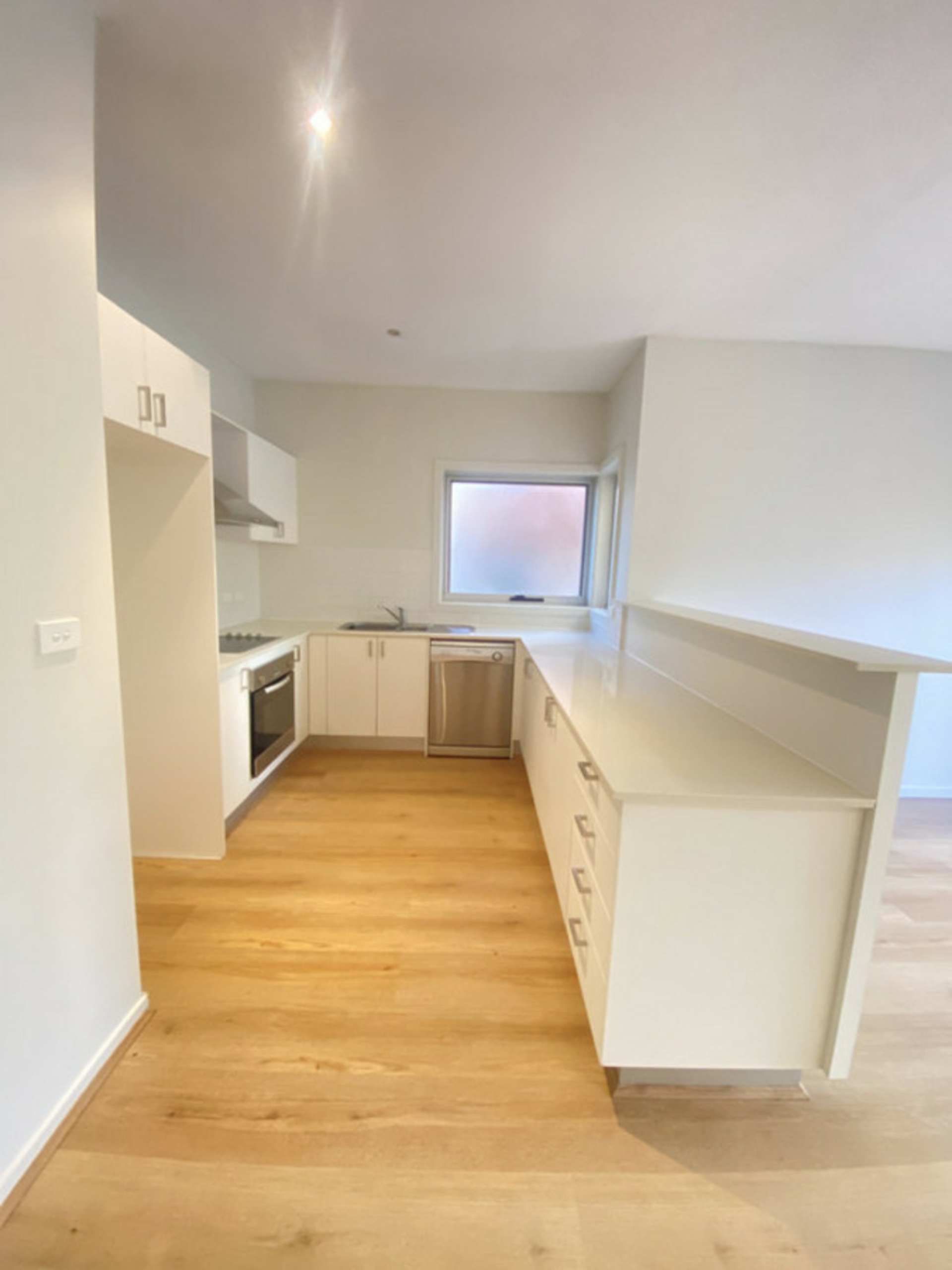 4/15 Fox Place — photo 11 of 14