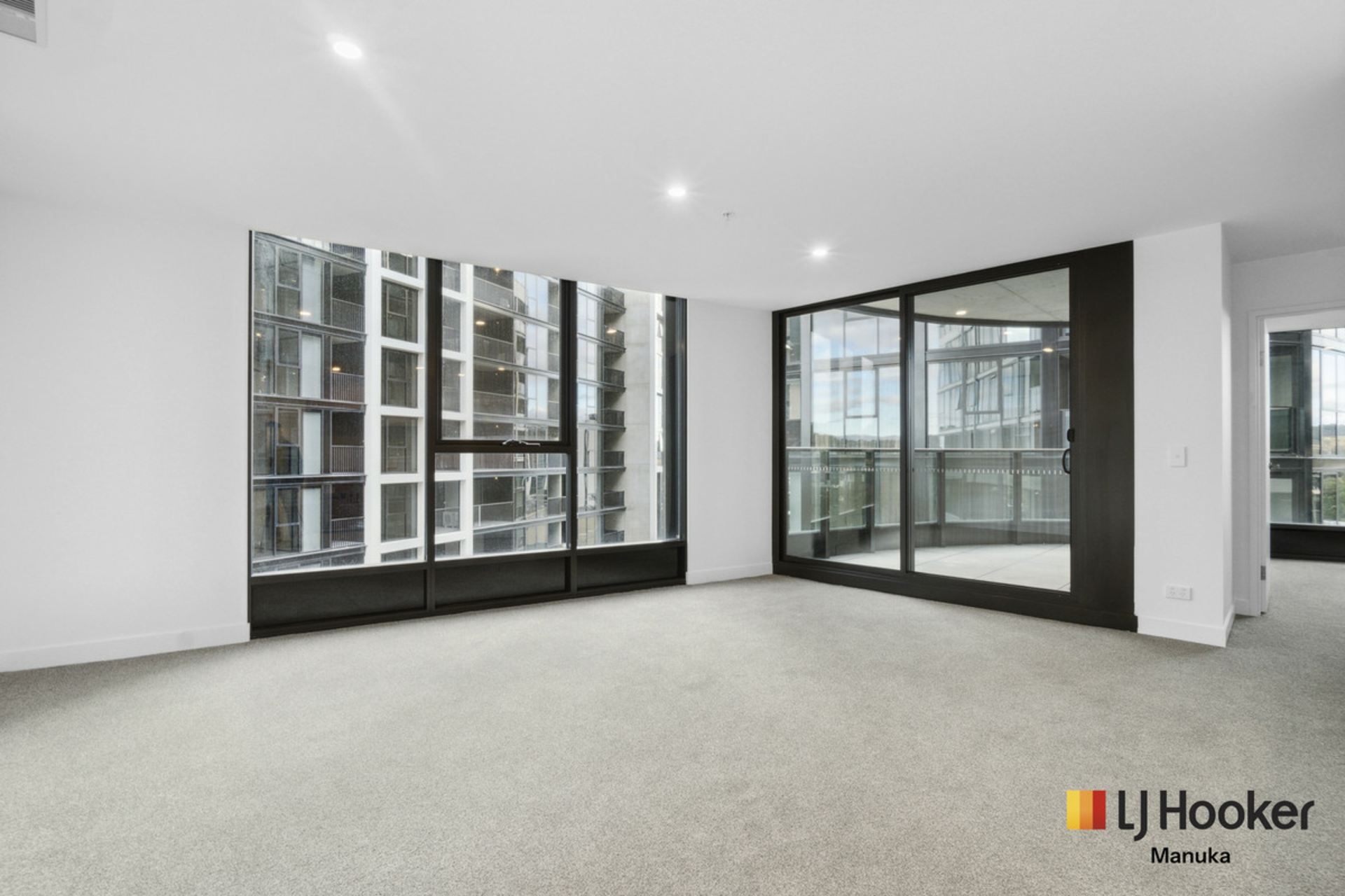 715/6 Furzer Street — photo 3 of 22