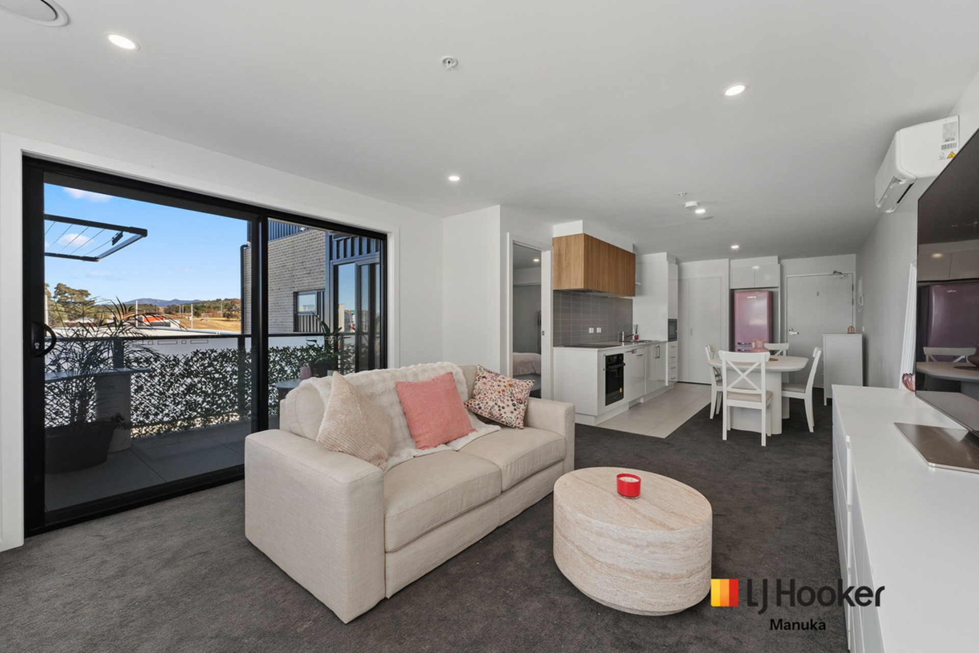 86/209 John Gorton Drive — photo from LJ Hooker Manuka