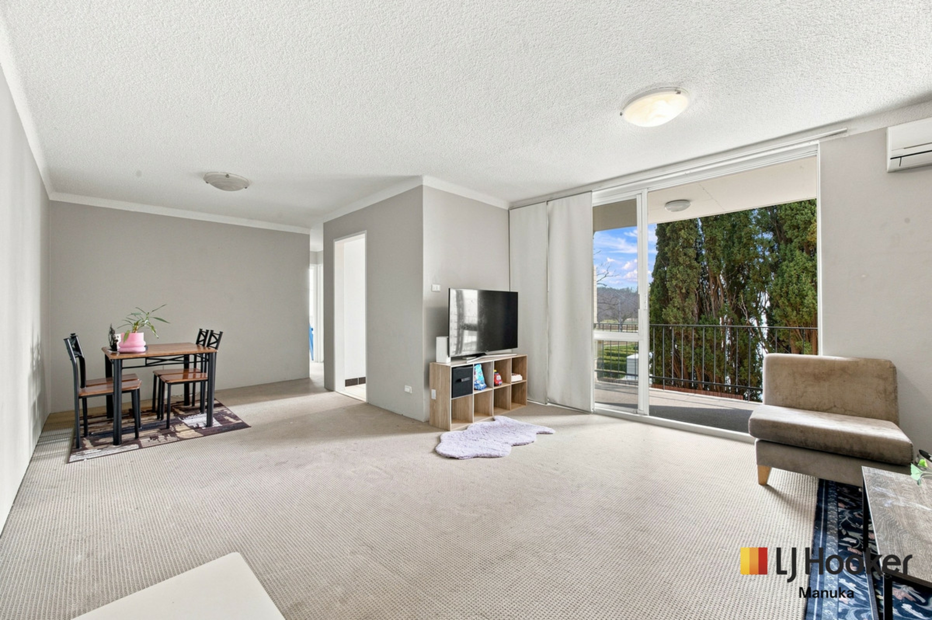 6/99 Canberra Avenue — photo 5 of 14