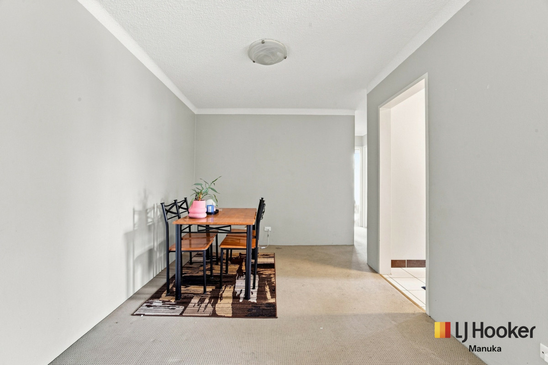 6/99 Canberra Avenue — photo 6 of 14