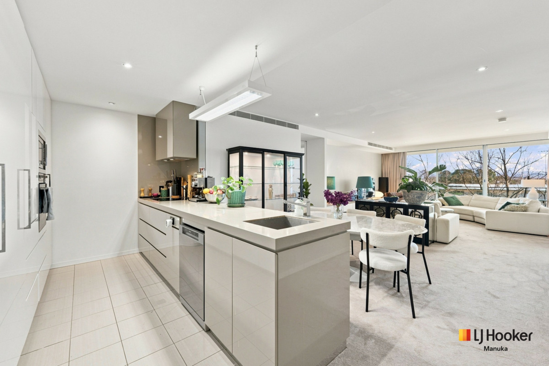 319/2 Grose Street — photo 2 of 27