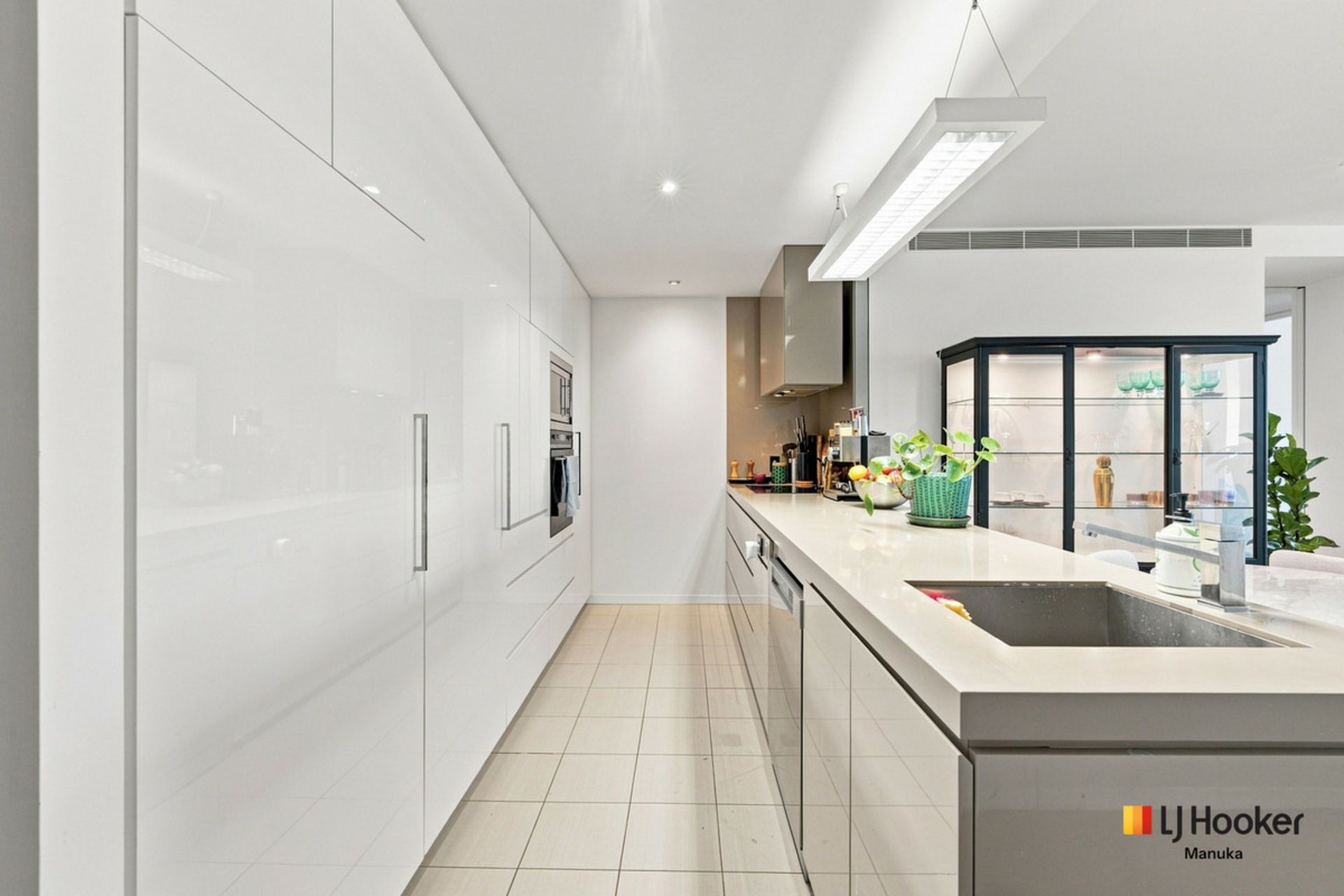 319/2 Grose Street — photo 3 of 27